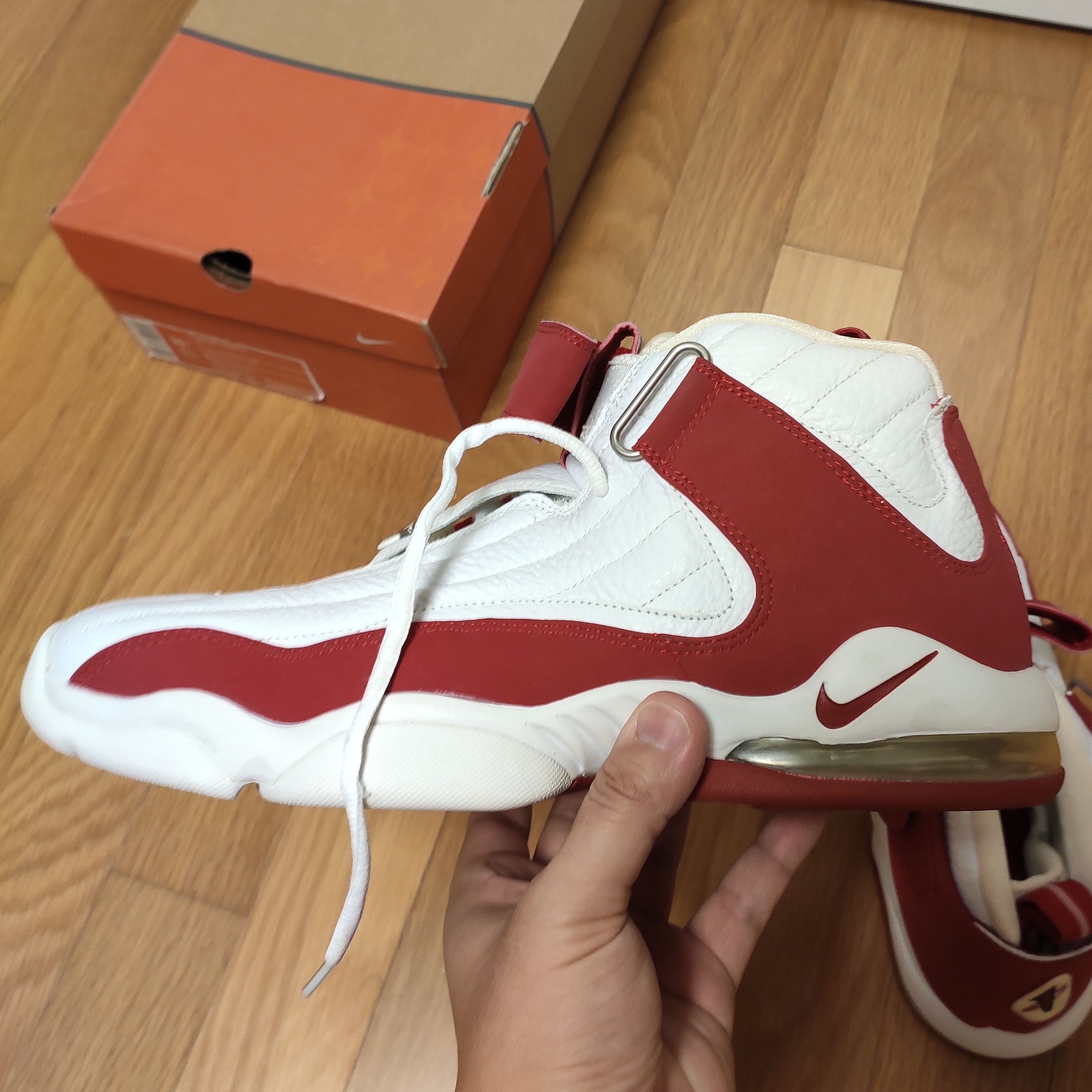 Nike Air Penny IV White Red 착용 스타일 - 5