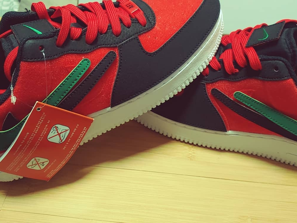 Nike Air Force 1/1 Custom Uptown 착용 스타일 - 2