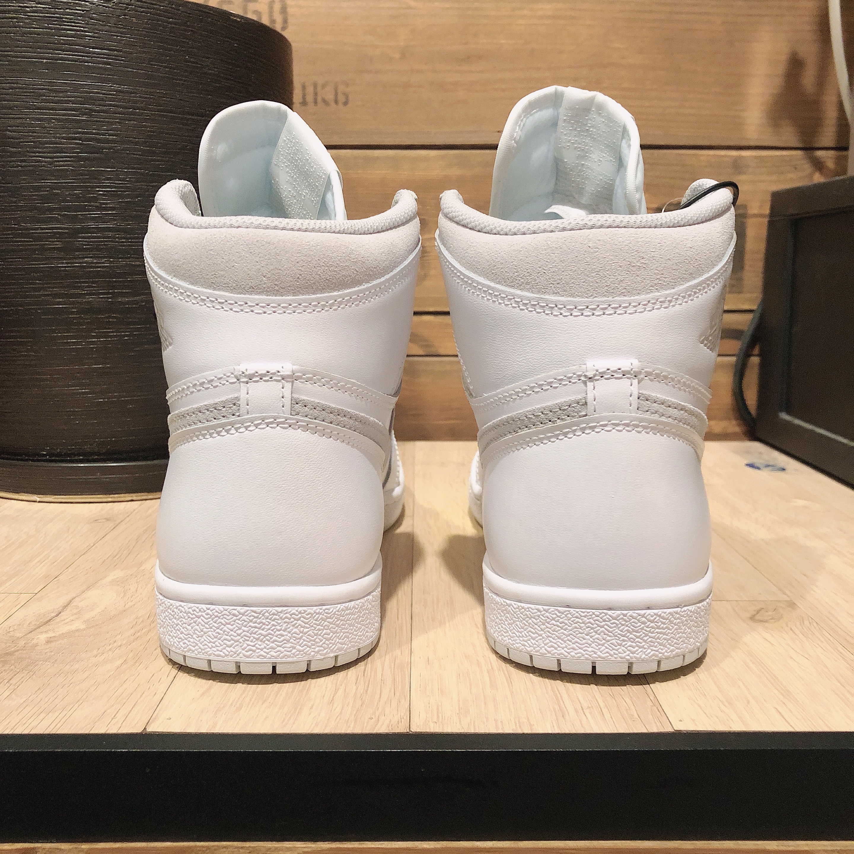 Jordan 1 High 85 Neutral Grey 착용 스타일 - 2