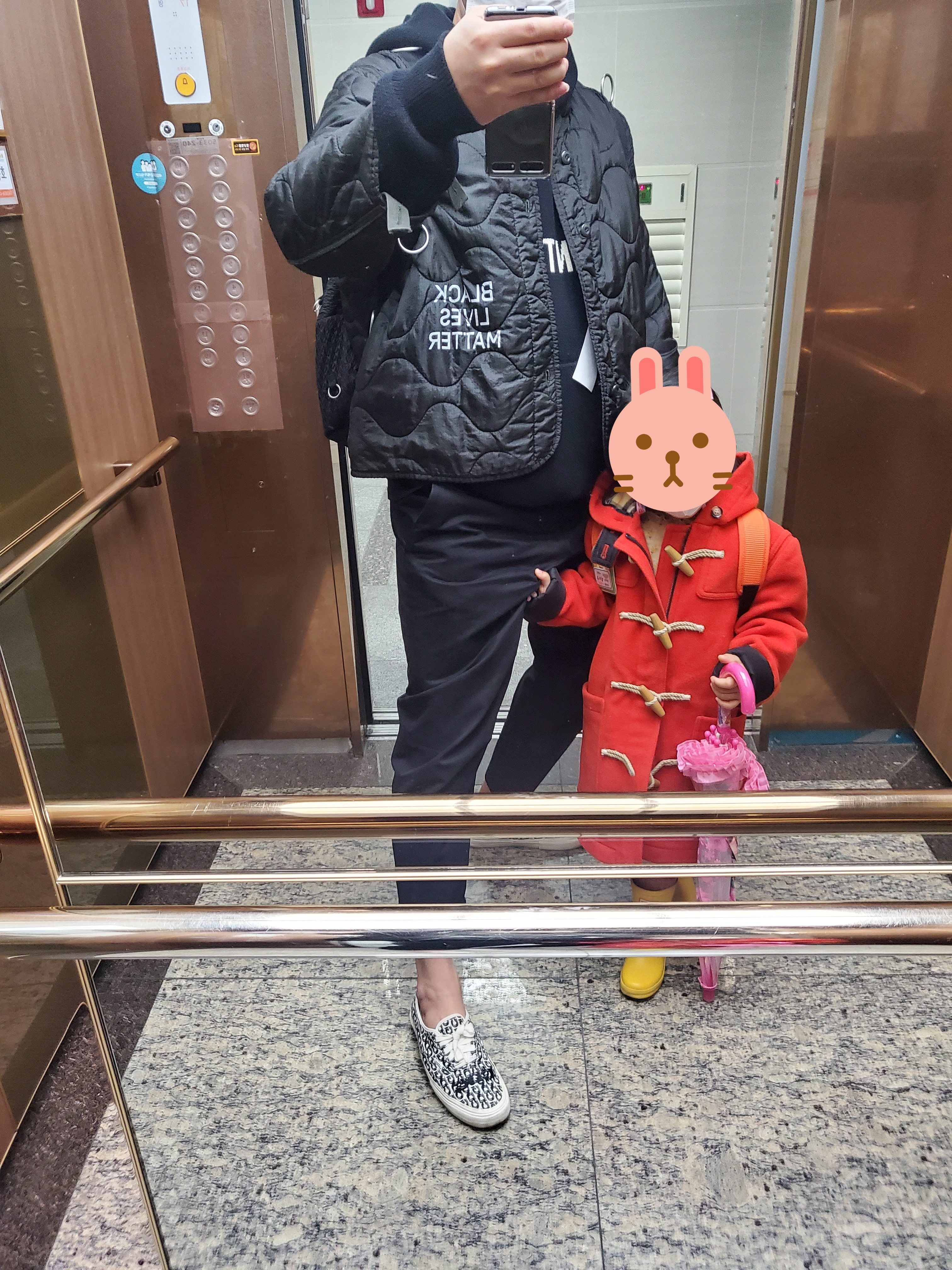 Essentials Knit Hoodie Black - 20FW, Vans Vault x CDG OG Authentic LX White Black 2018 착용 스타일