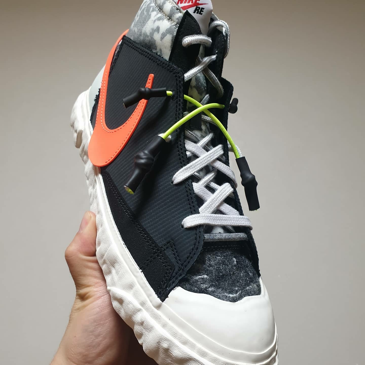 Nike x Readymade Blazer Mid White, Nike x Readymade Blazer Mid Black 착용 스타일 - 2