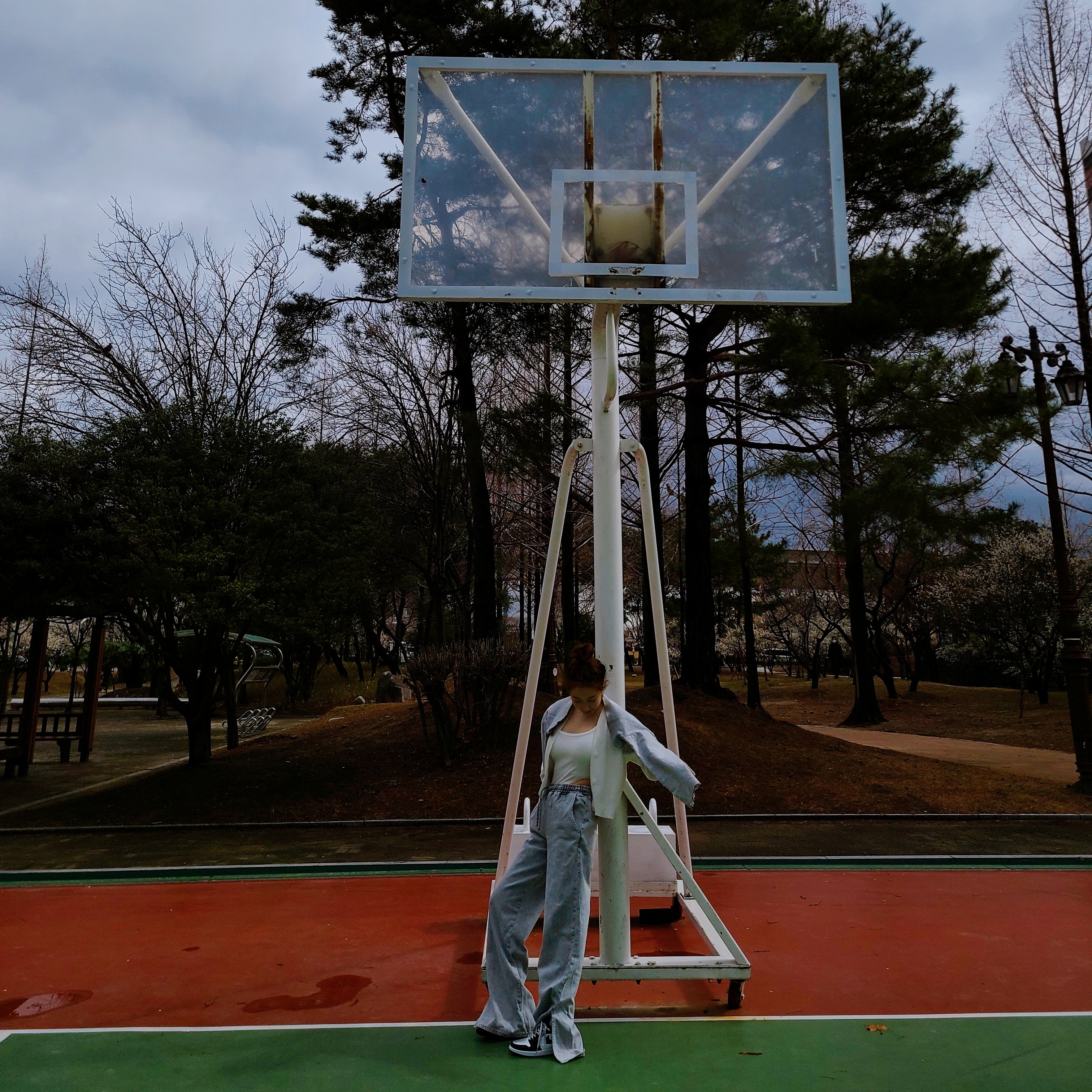 (W) Jordan 1 Retro High OG Silver Toe 착용 스타일 - 2