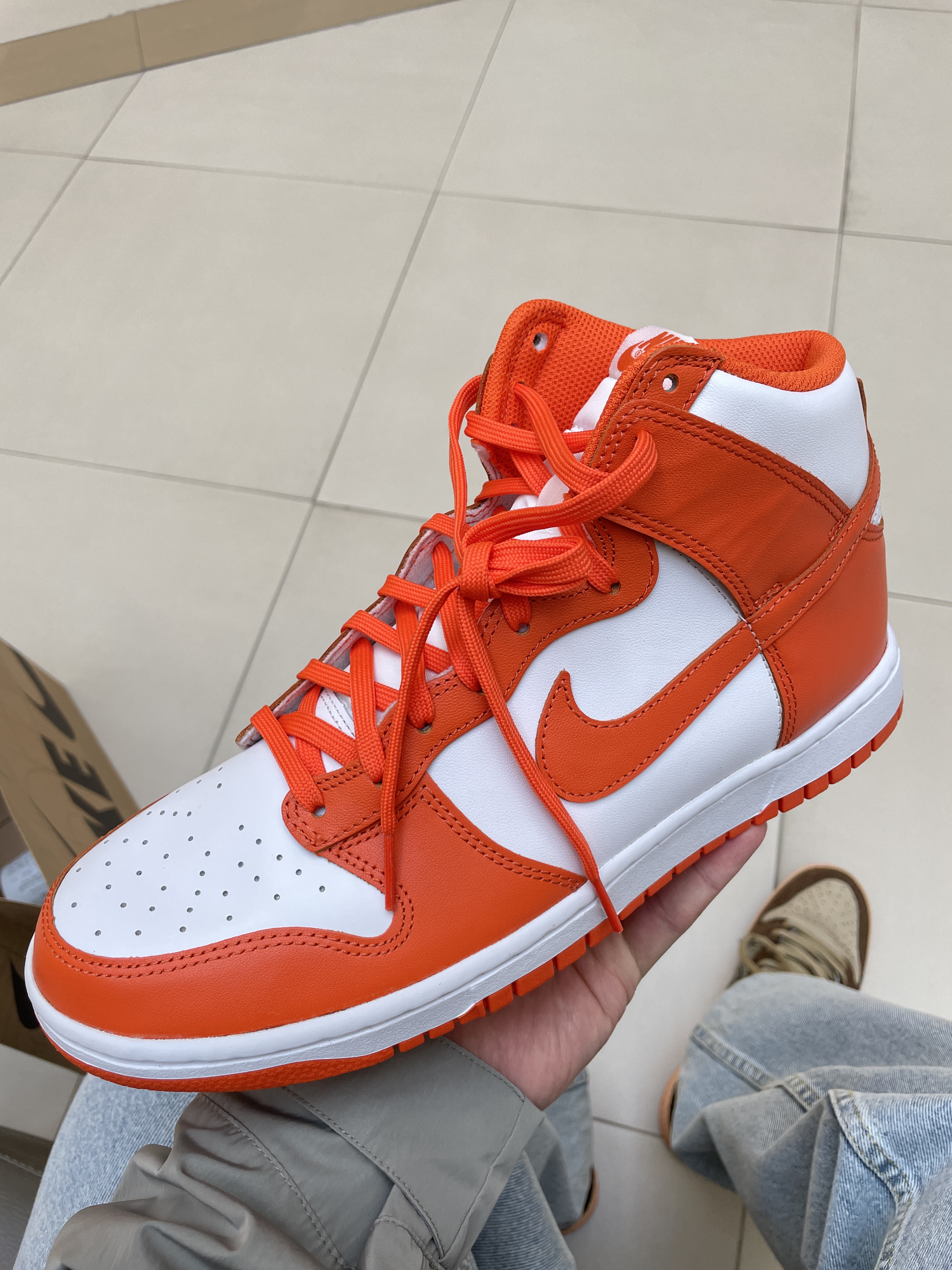 Nike Dunk High Retro Orange Blaze 착용 스타일