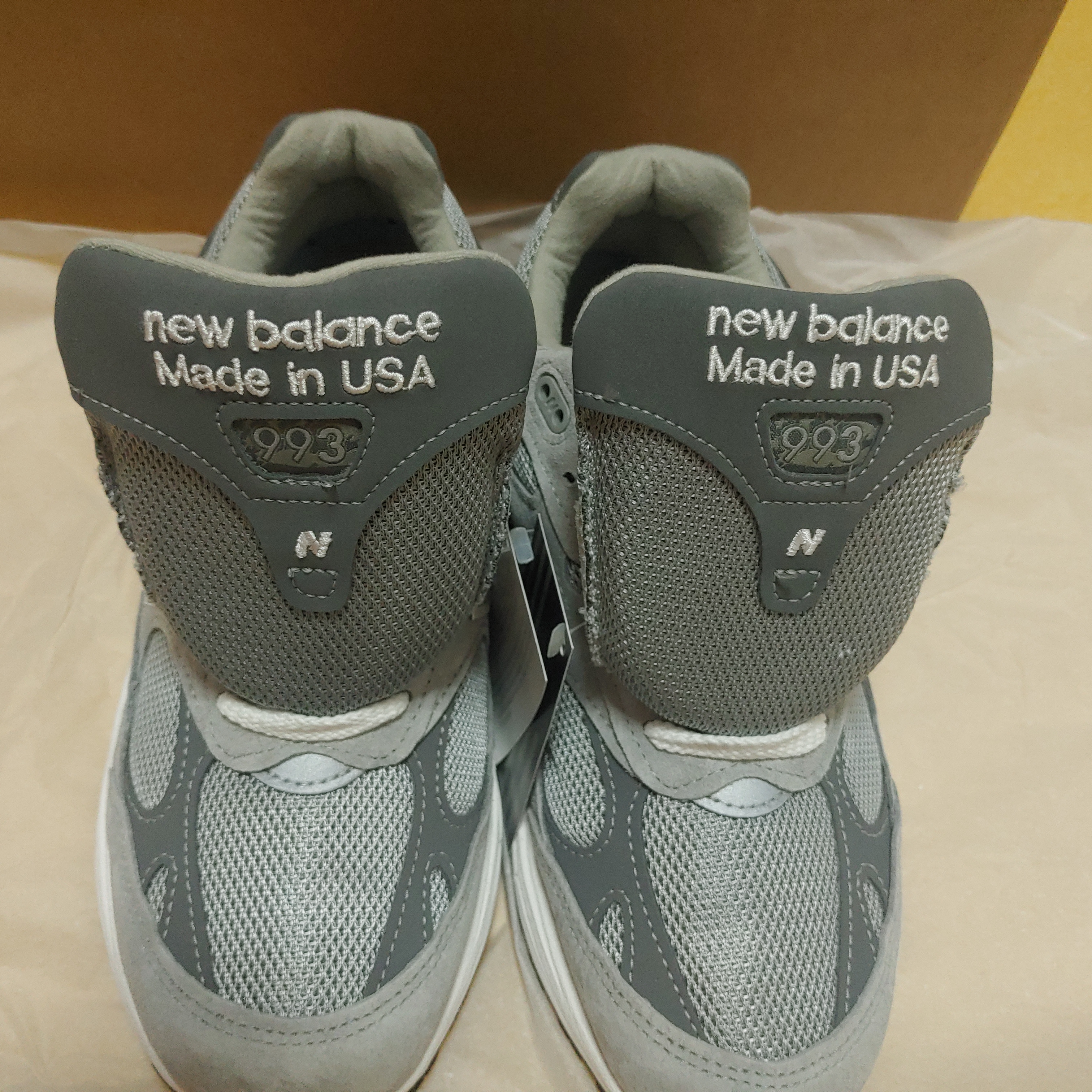 New Balance 993 Made in USA Grey - D Standard 착용 스타일 - 2