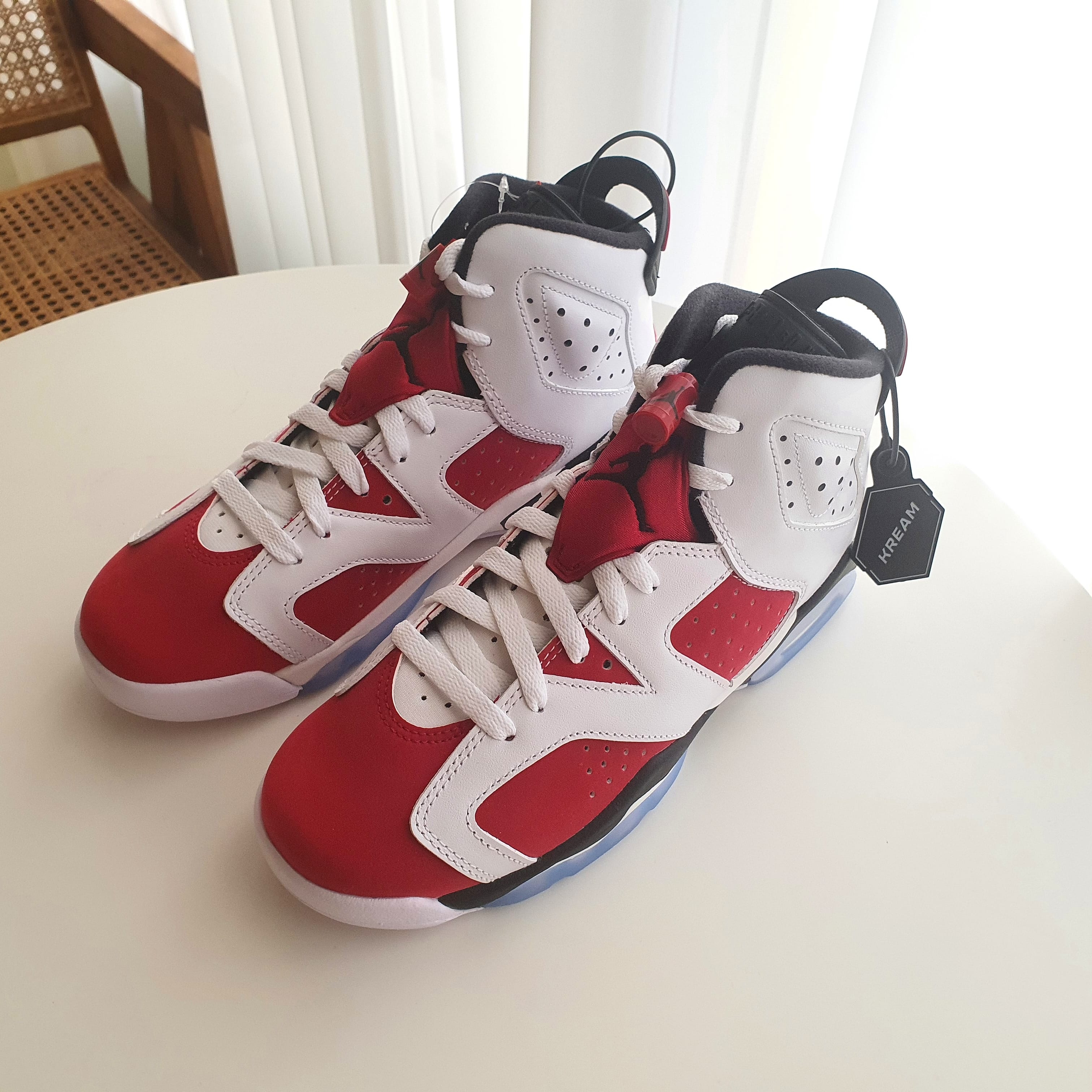 (GS) Jordan 6 Retro Carmine 2021, Jordan 6 Retro Carmine 2021 착용 스타일