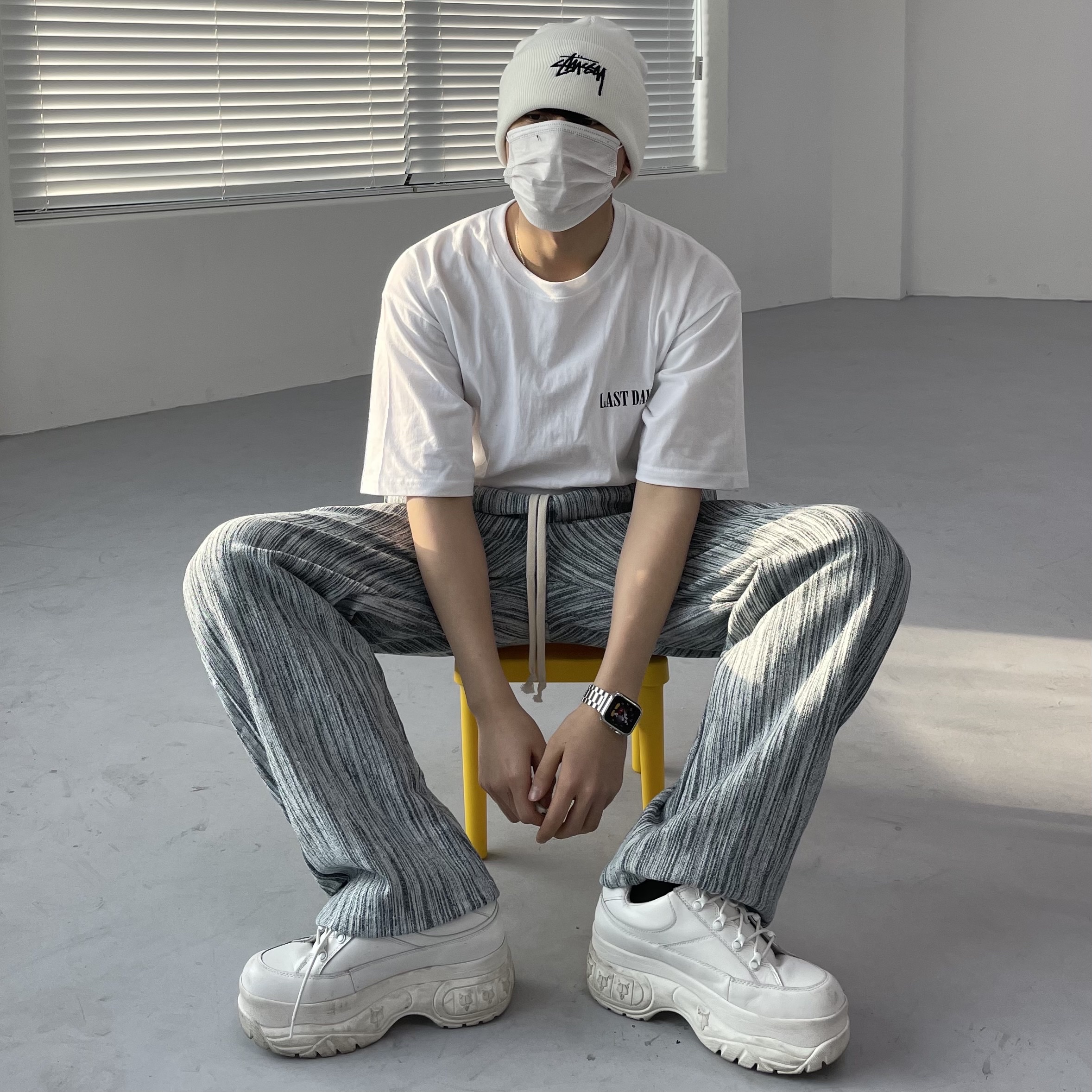 Nike x Stussy Cuff Beanie White 착용 스타일