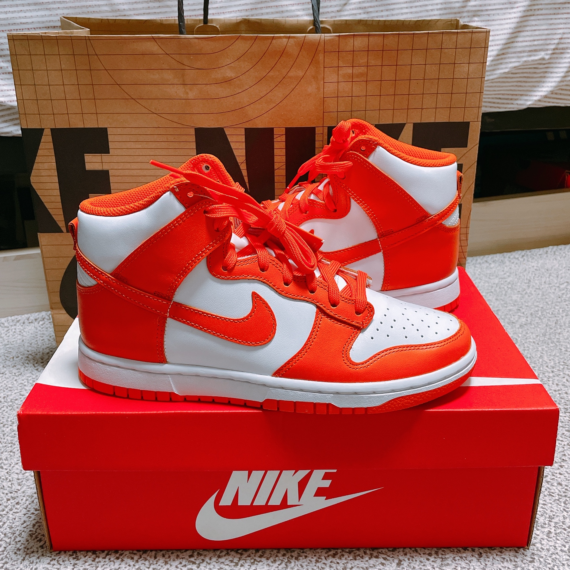 Nike Dunk High Retro Orange Blaze 착용 스타일