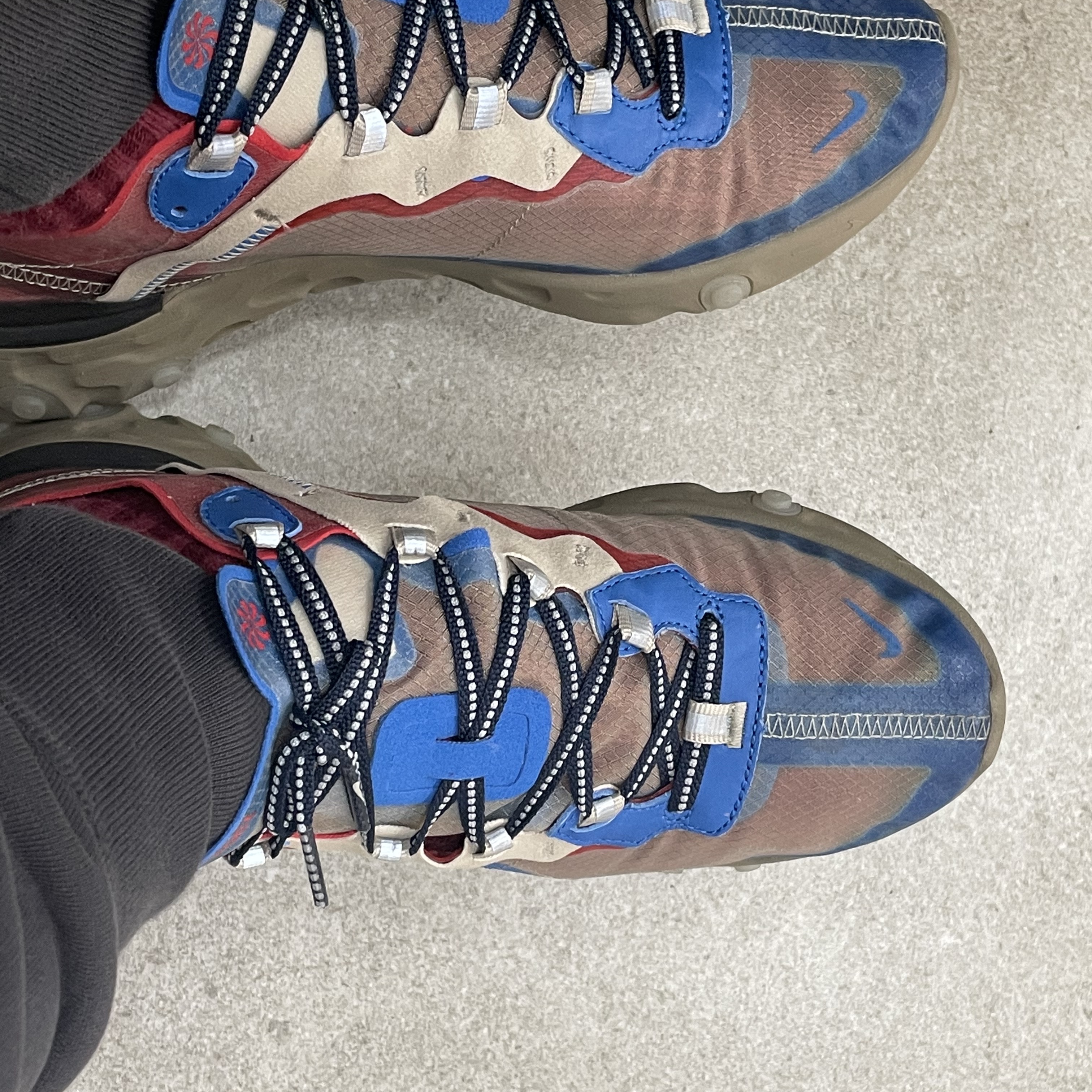 Nike x Undercover React Element 87 Light Beige Chalk 착용 스타일