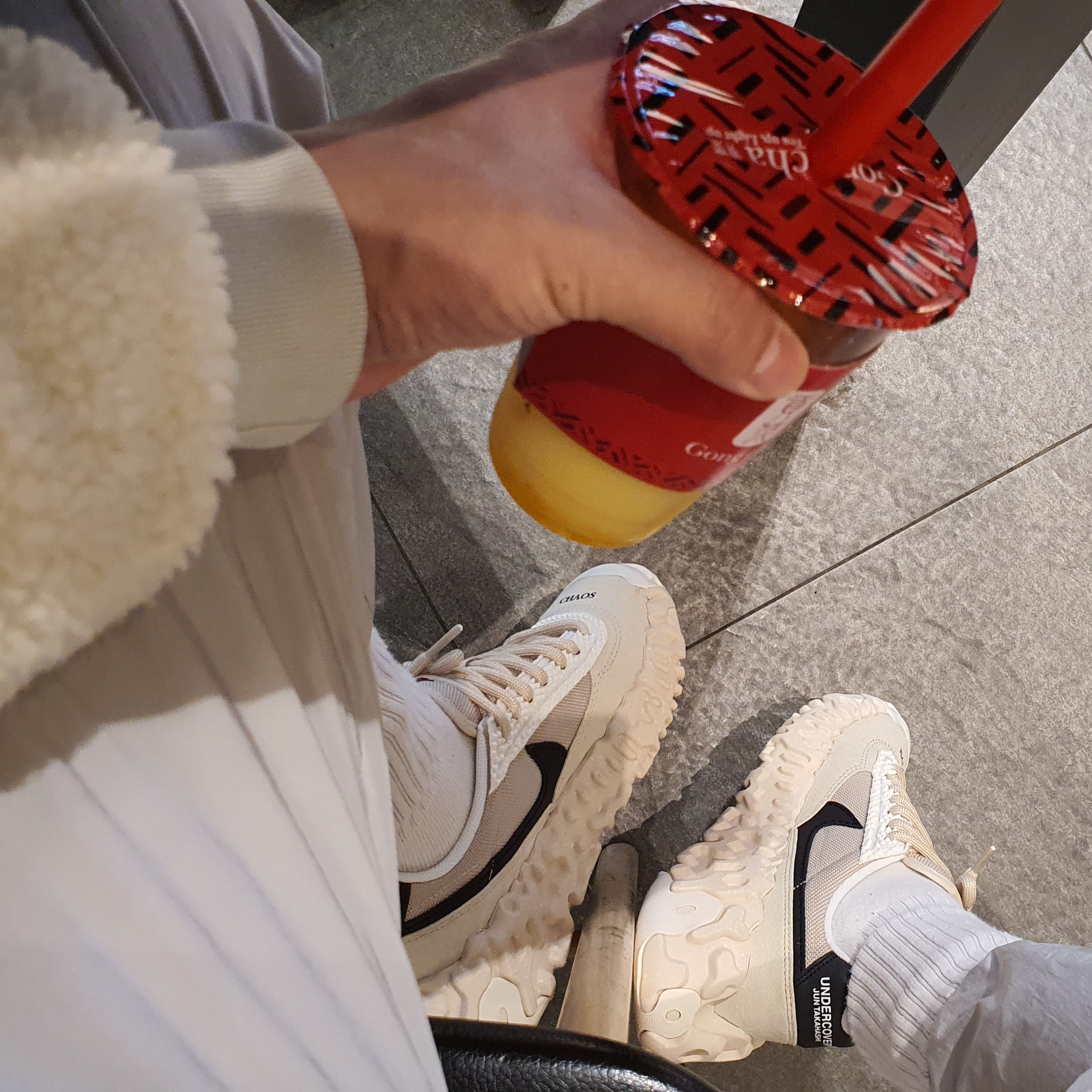Nike Big Swoosh Full Zip Jacket Light Bone Sail, Nike x Undercover Overbreak SP Overcast 착용 스타일