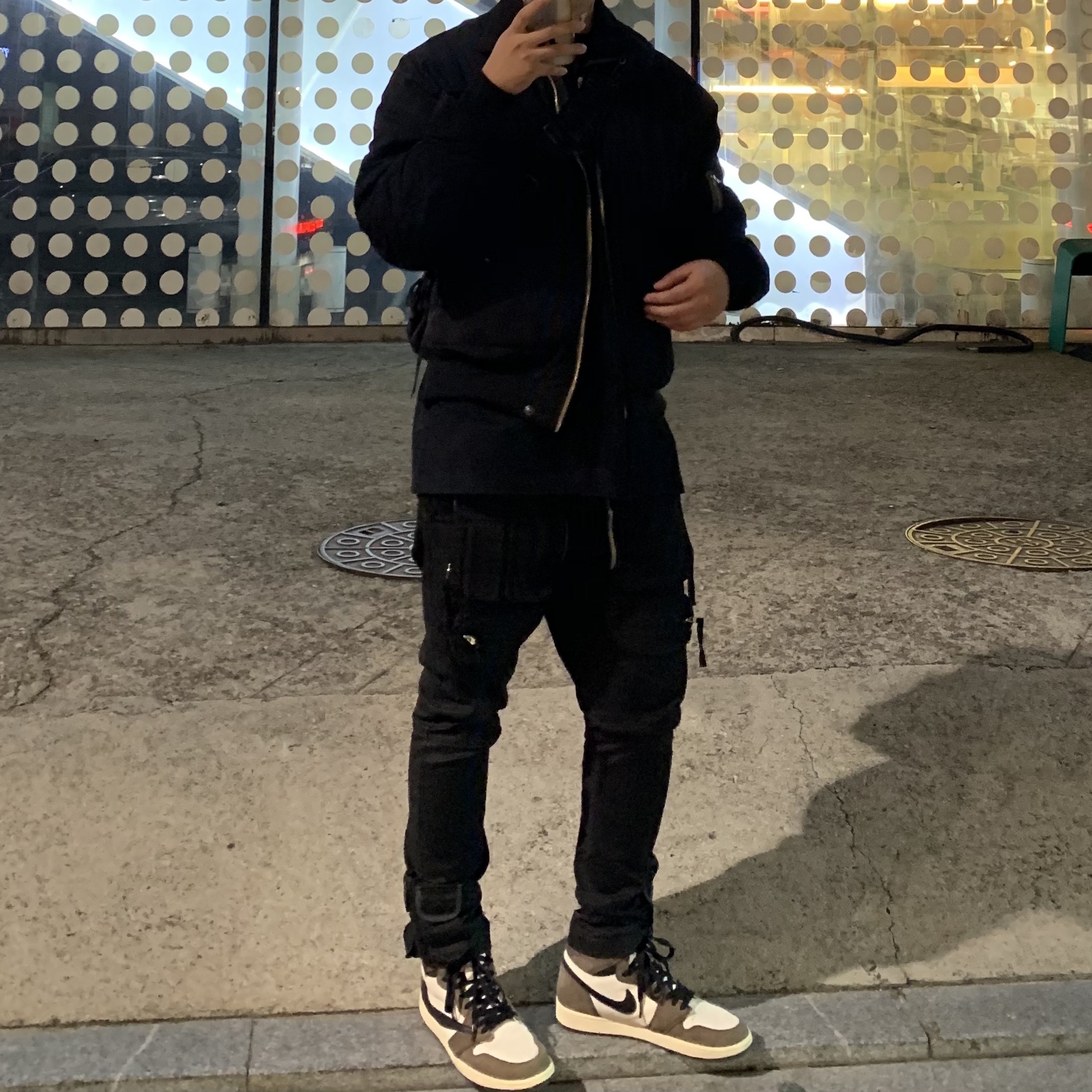 Jordan 1 x Travis Scott Retro High OG SP Mocha 착용 스타일