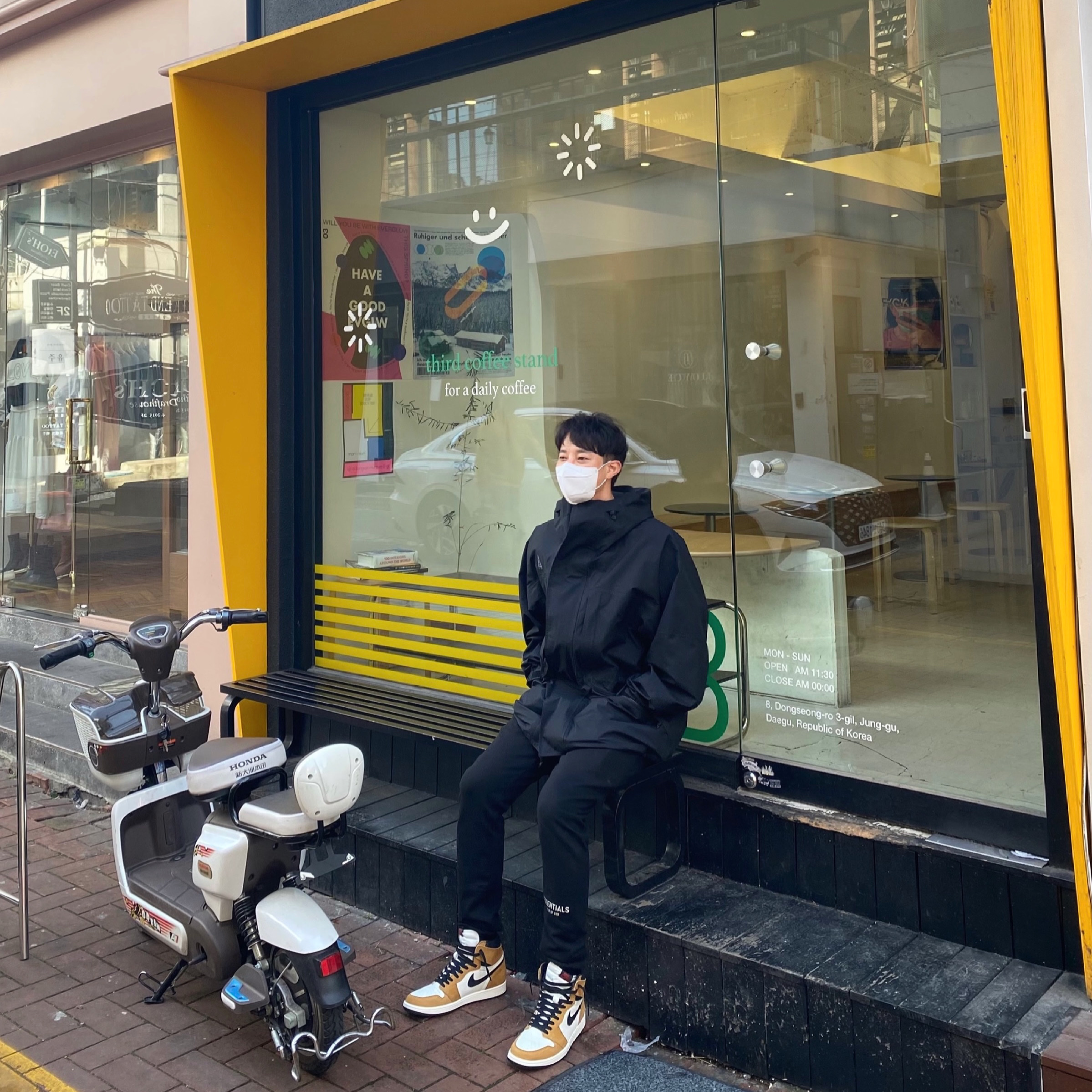 Nike ACG Gore-Tex Jacket Cargo Khaki - US/EU, Essentials Sweatpants Dark Slate/Black 2020 착용 스타일