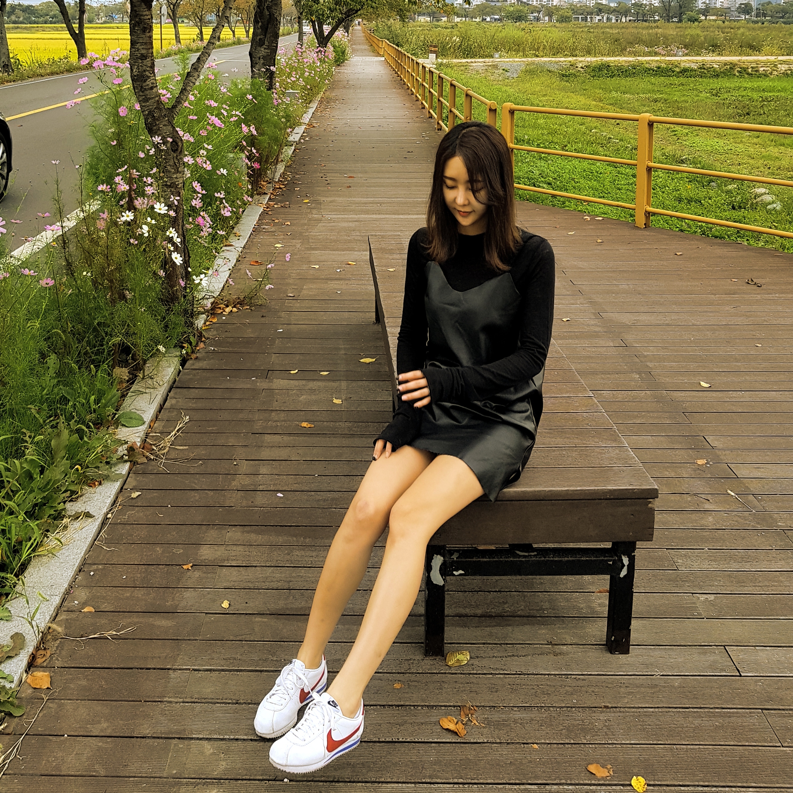 Nike Classic Cortez Forrest Gump 2018 착용 스타일