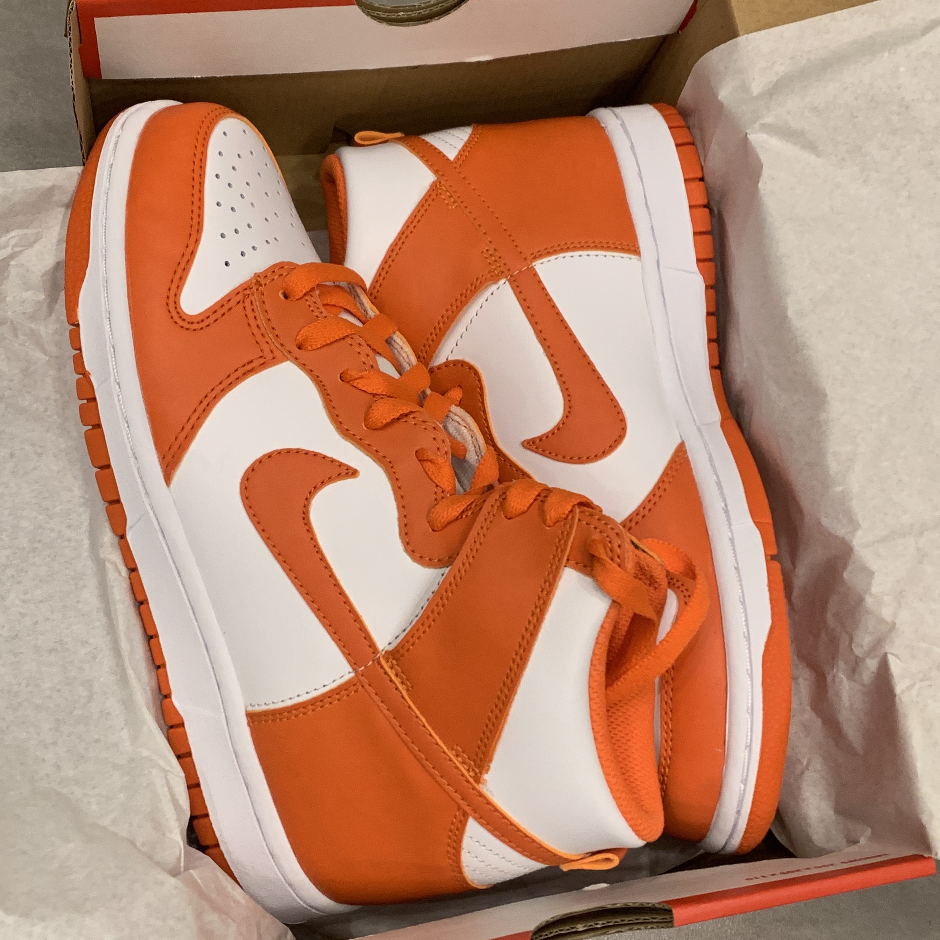 (GS) Nike Dunk High Orange Blaze 착용 스타일
