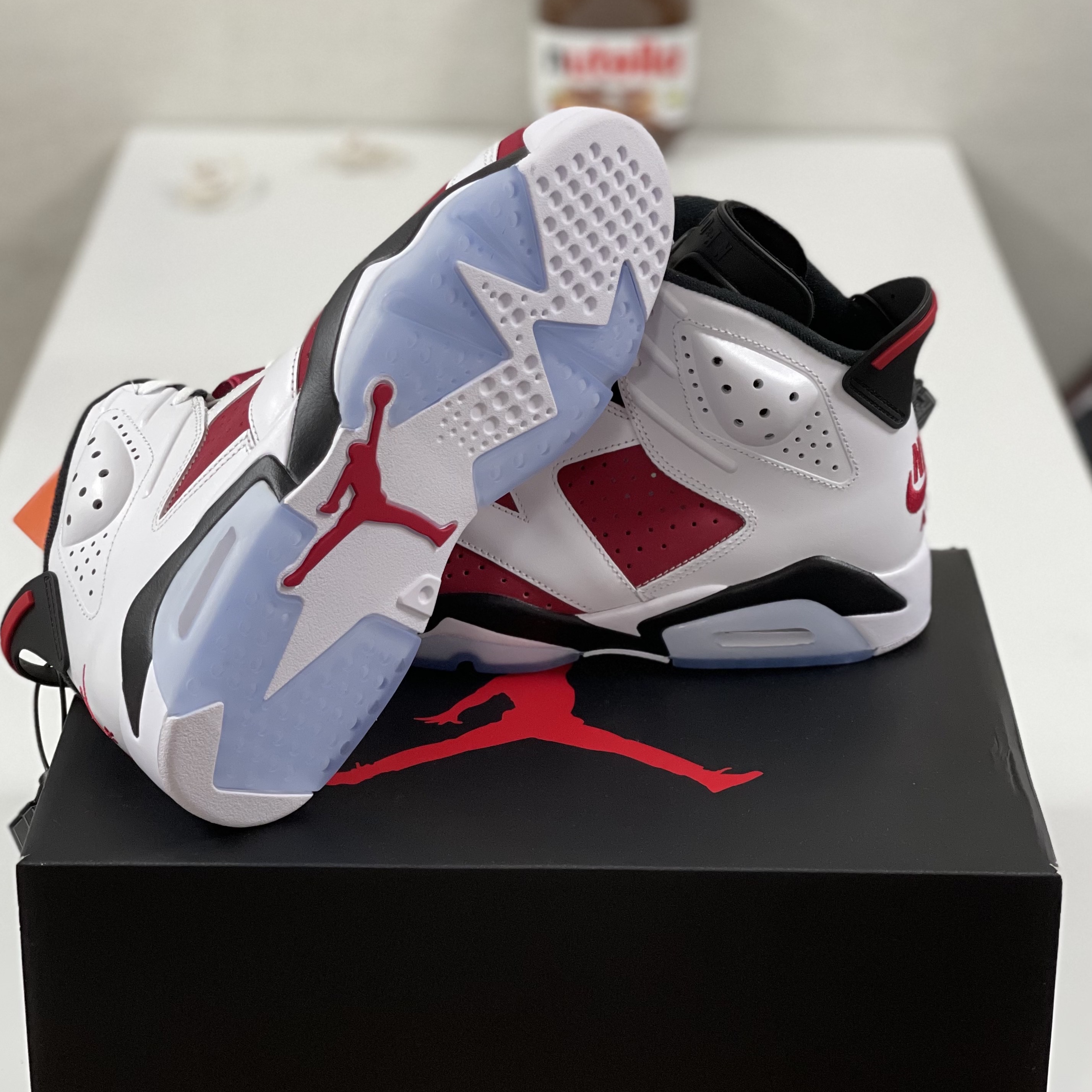 Jordan 6 Retro Carmine 2021 착용 스타일 - 5
