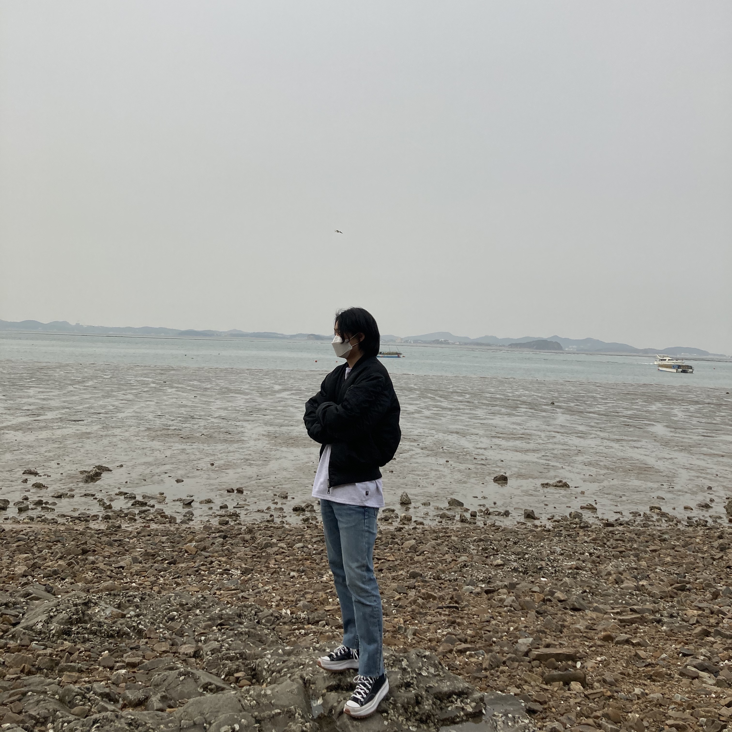 Converse Run Star Hike Hi Black White Gum 착용 스타일