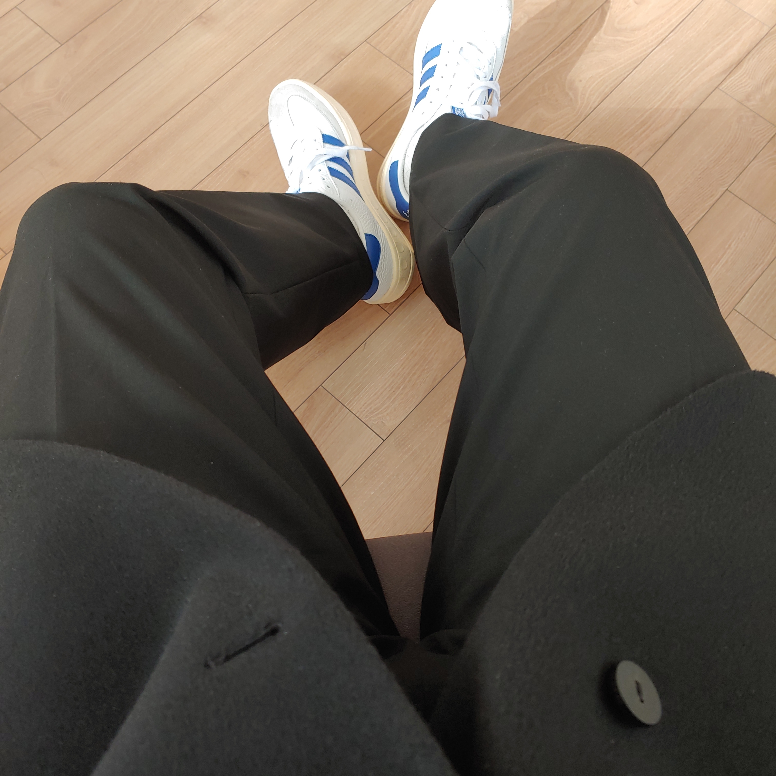 Adidas Barcelona Shoes 착용 스타일 - 1