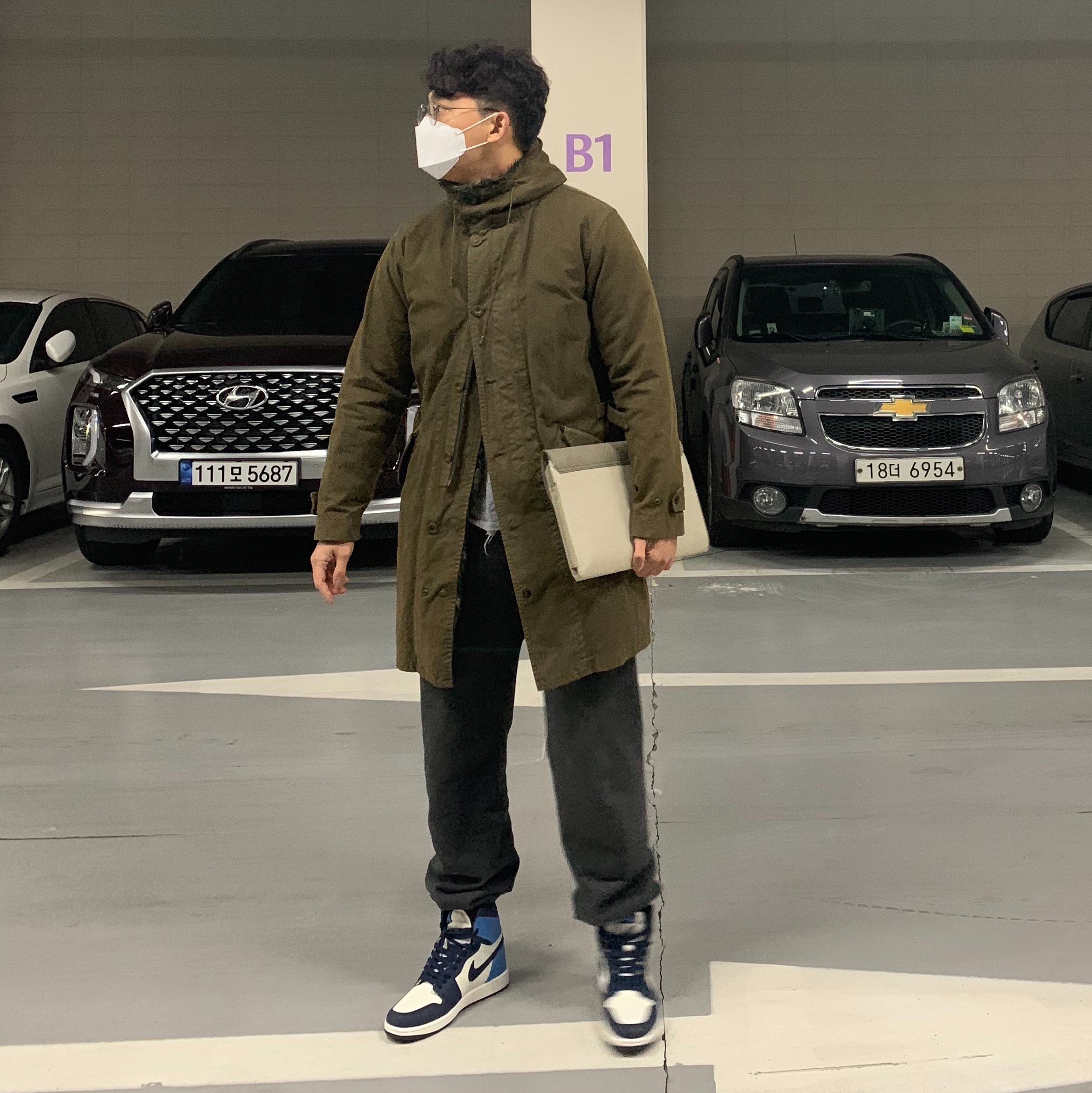 Jordan 1 Retro High Obsidian UNC 착용 스타일