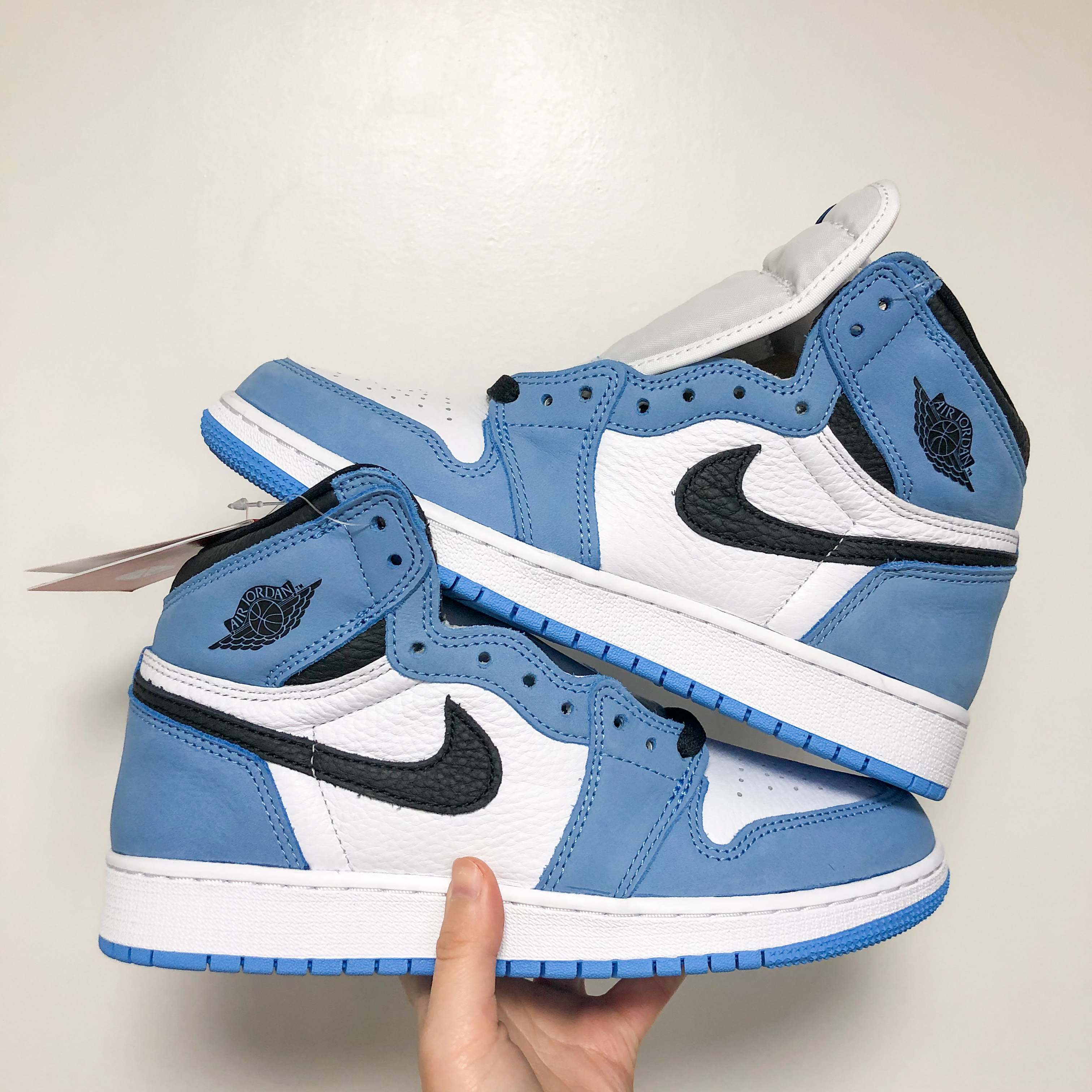 (GS) Jordan 1 Retro High OG University Blue 착용 스타일