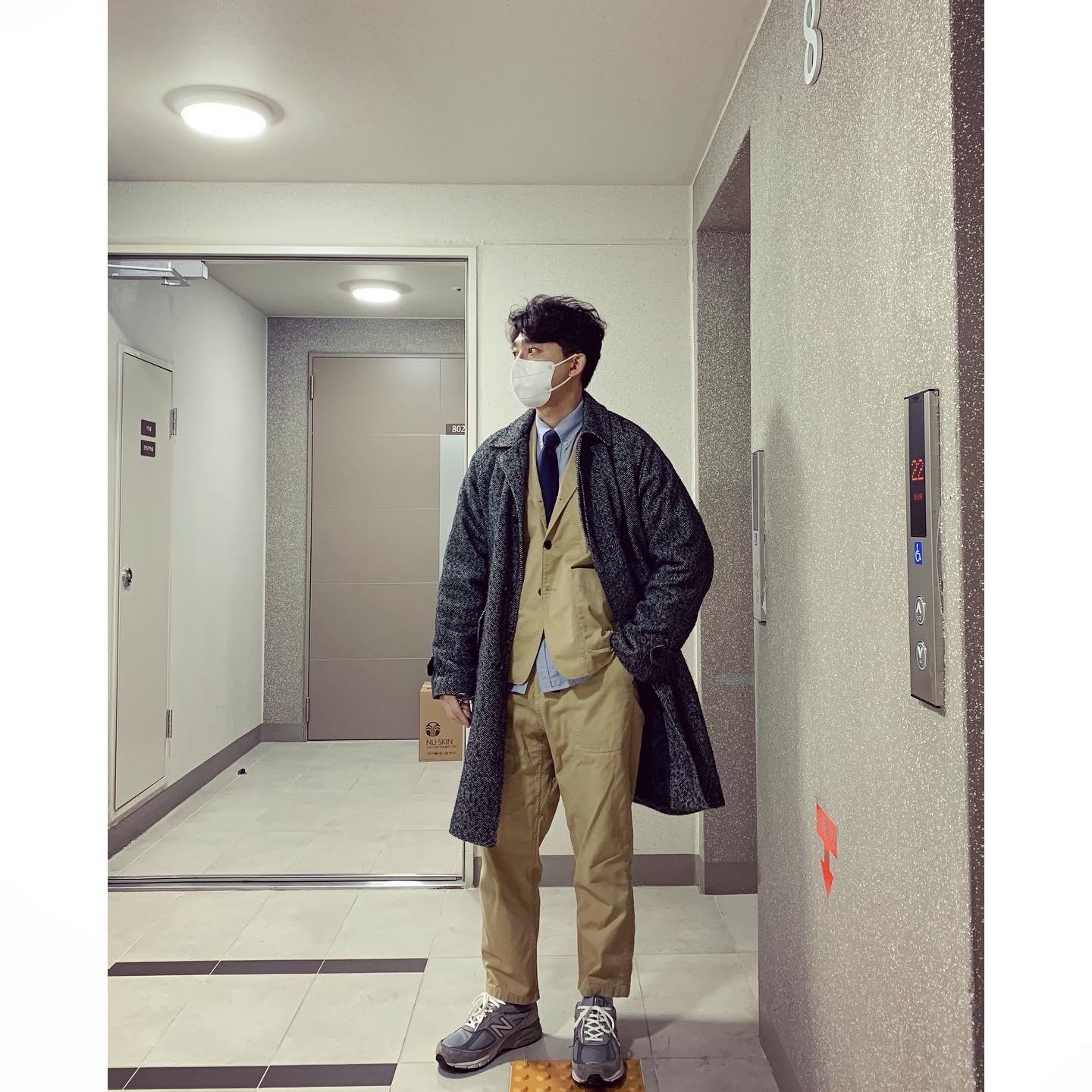 New Balance 990v4 Made in USA Grey - D Standard 착용 스타일