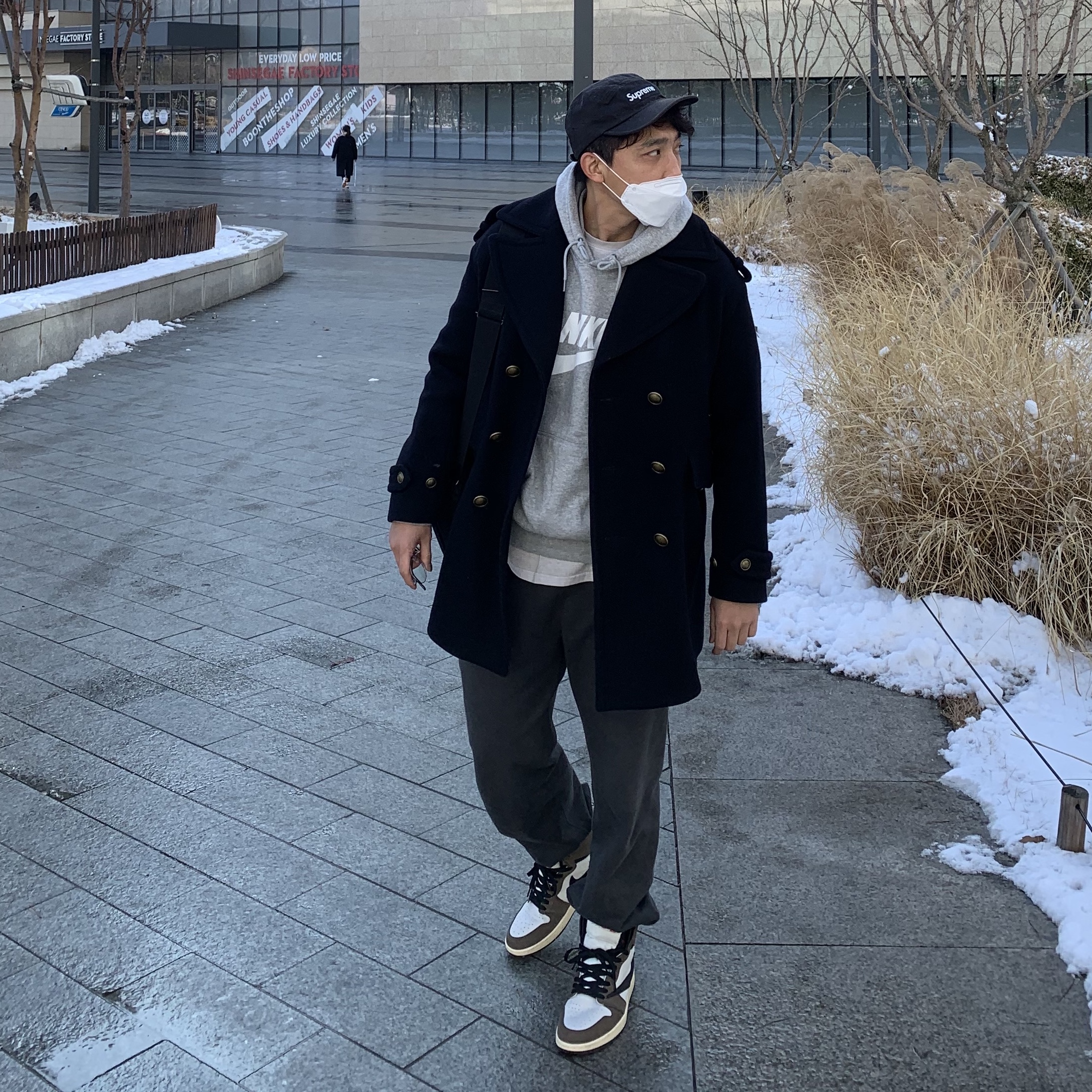 Jordan 1 x Travis Scott Retro High OG SP Mocha 착용 스타일