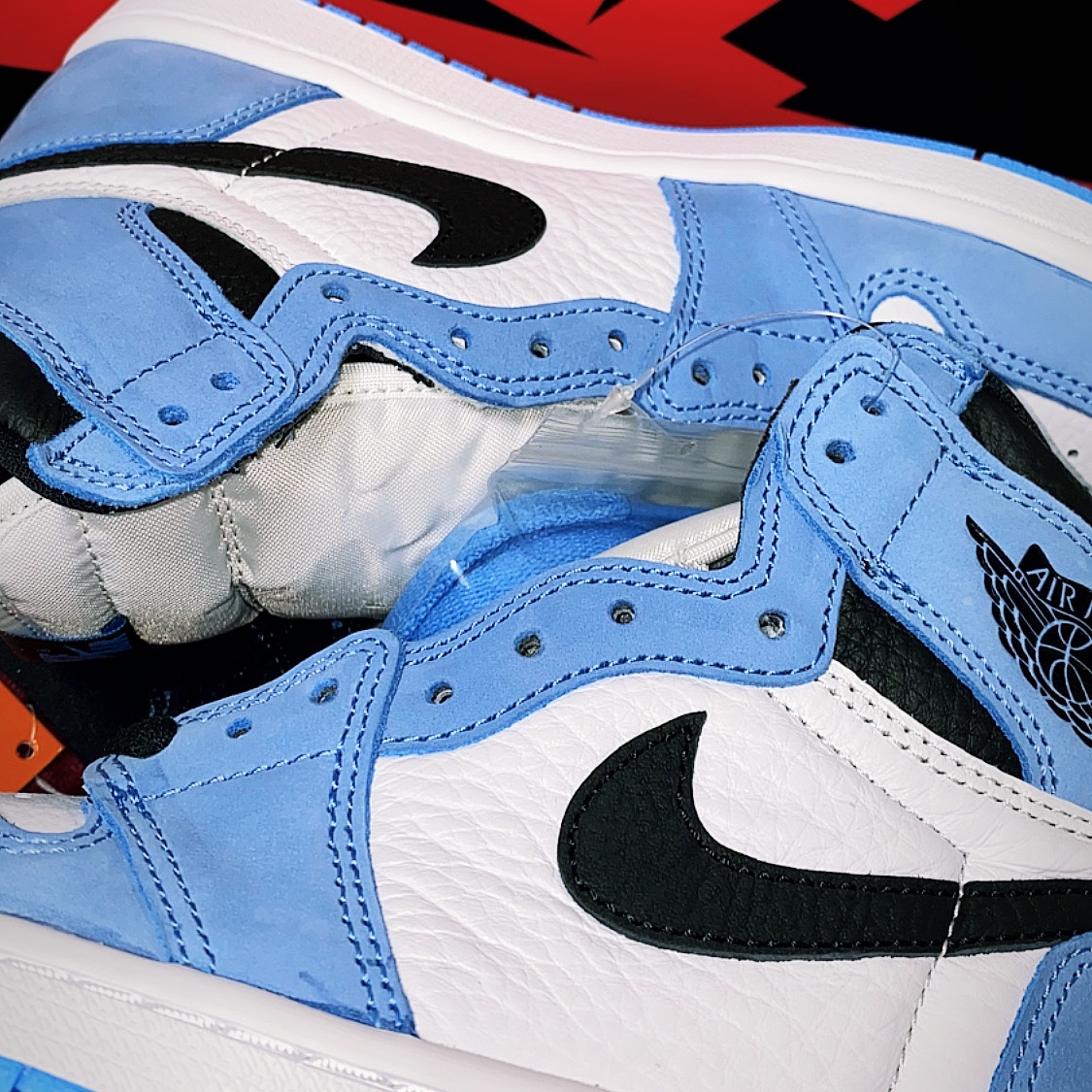 Jordan 1 Retro High OG University Blue, (GS) Jordan 1 Retro High OG University Blue 착용 스타일 - 2
