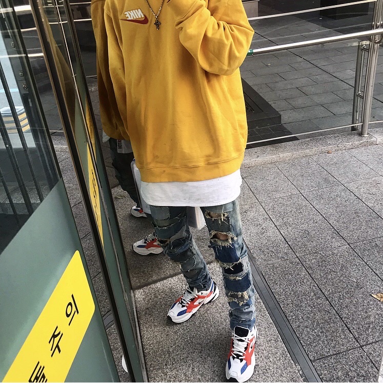 (W) Nike M2K Tekno Team Orange 착용 스타일