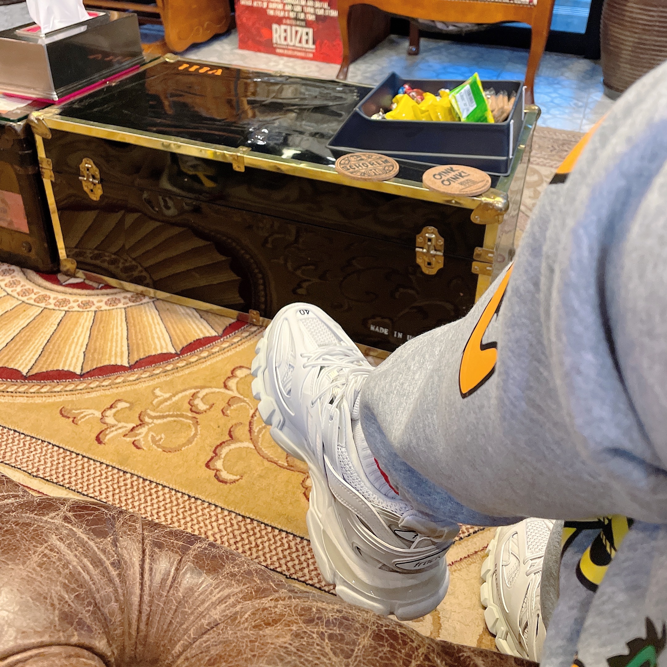 Balenciaga Track Sneakers White 2019 착용 스타일