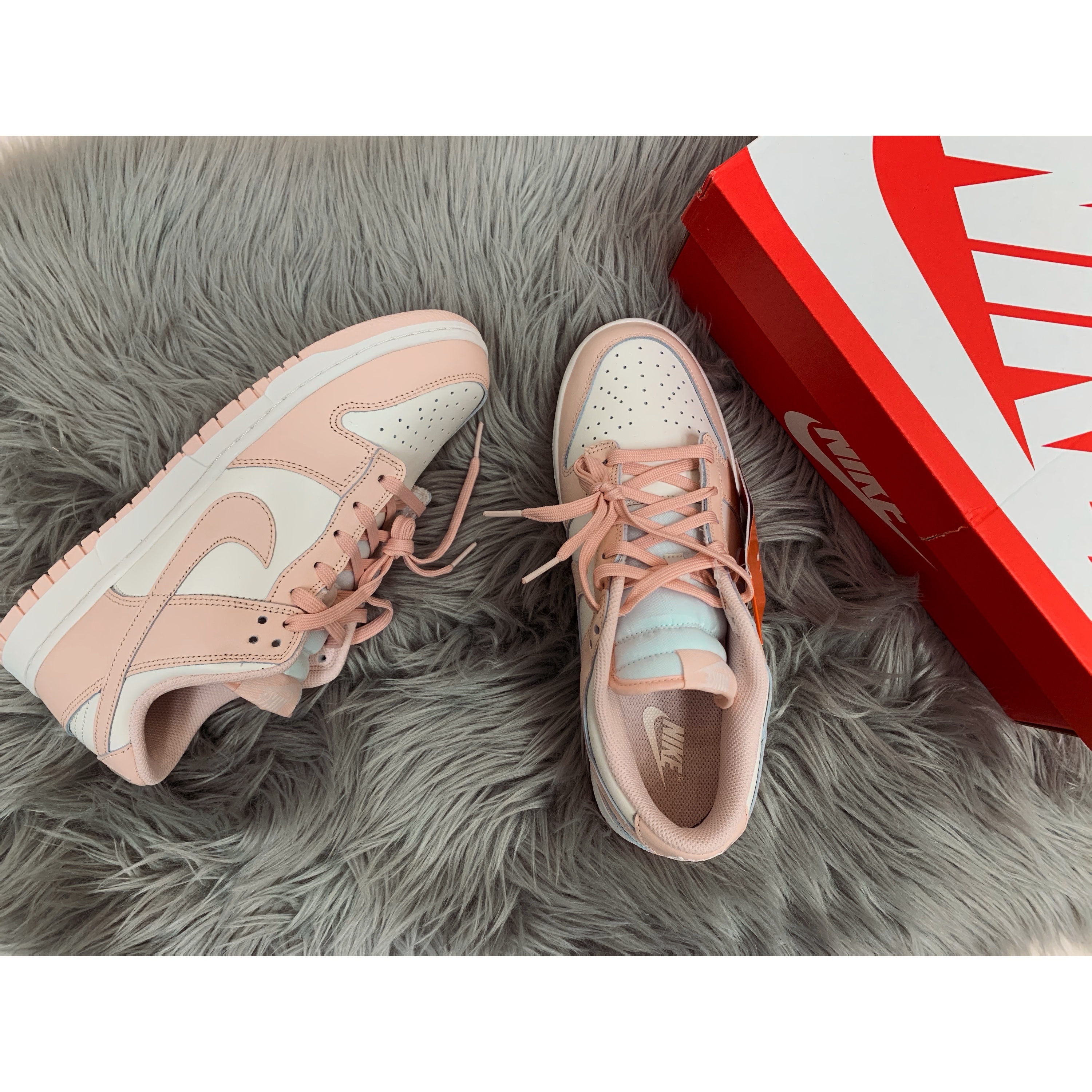 Nike Dunk Low Retro Medium Grey, (W) Nike Dunk Low Orange Pearl 착용 스타일 - 3