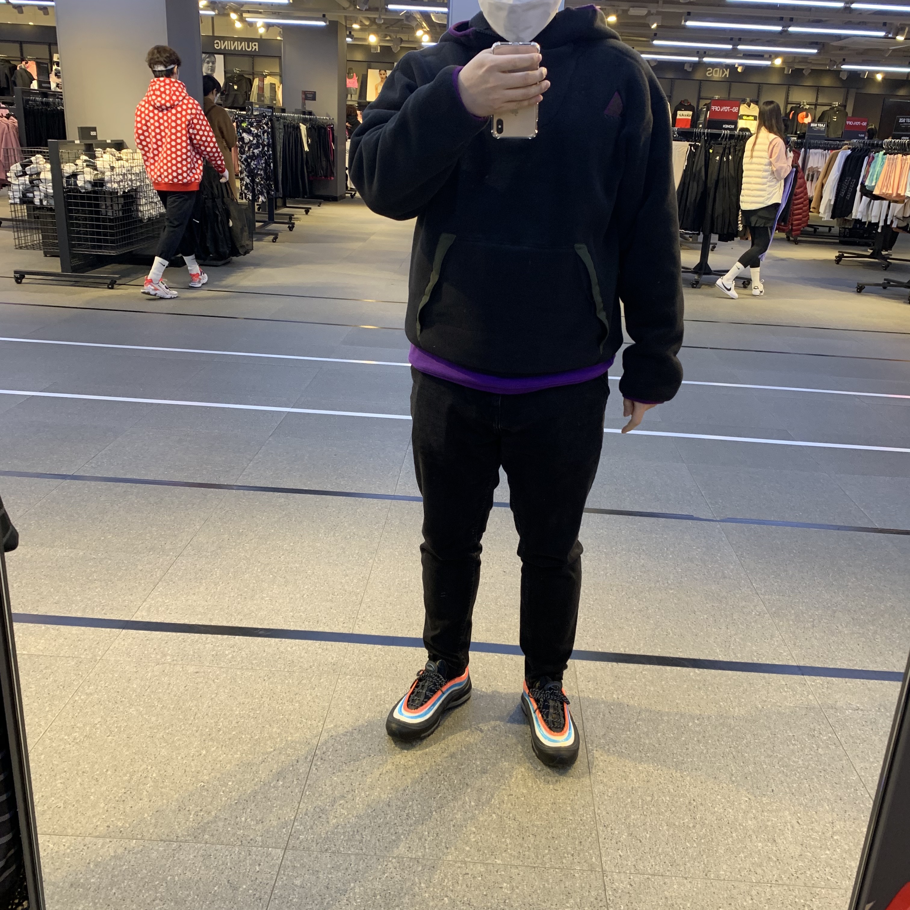 Nike Air Max 97 Neon Seoul 착용 스타일