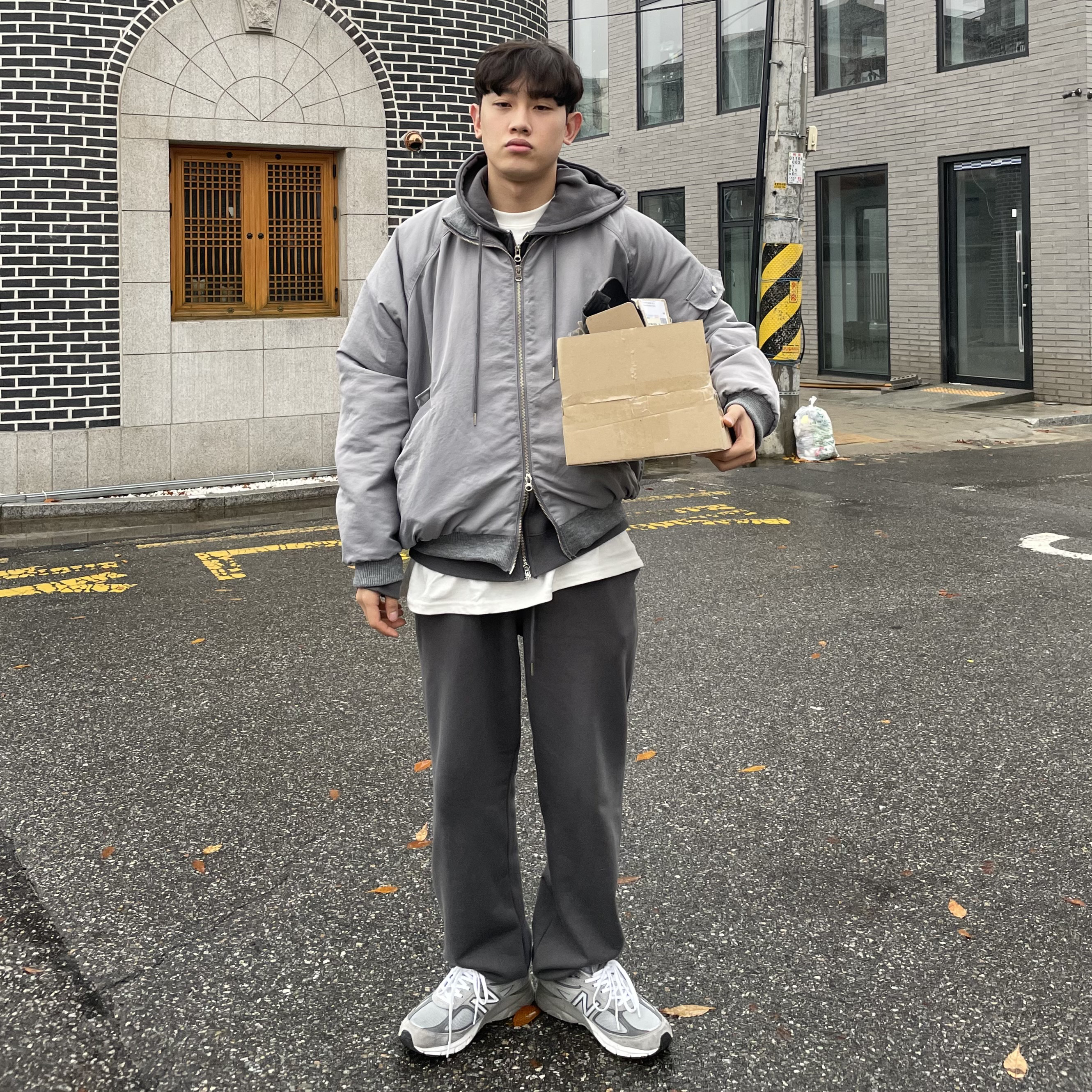 New Balance 990v4 Made in USA Grey - D Standard 착용 스타일