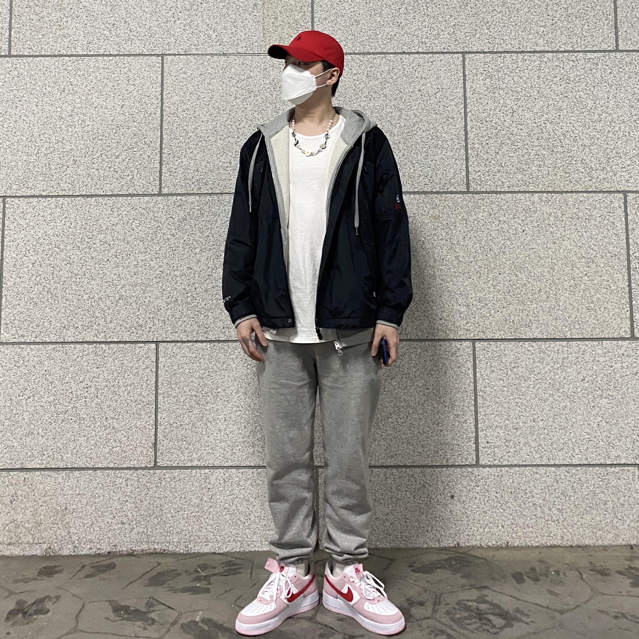 Nike Air Force 1 '07 QS Valentine's Day 착용 스타일