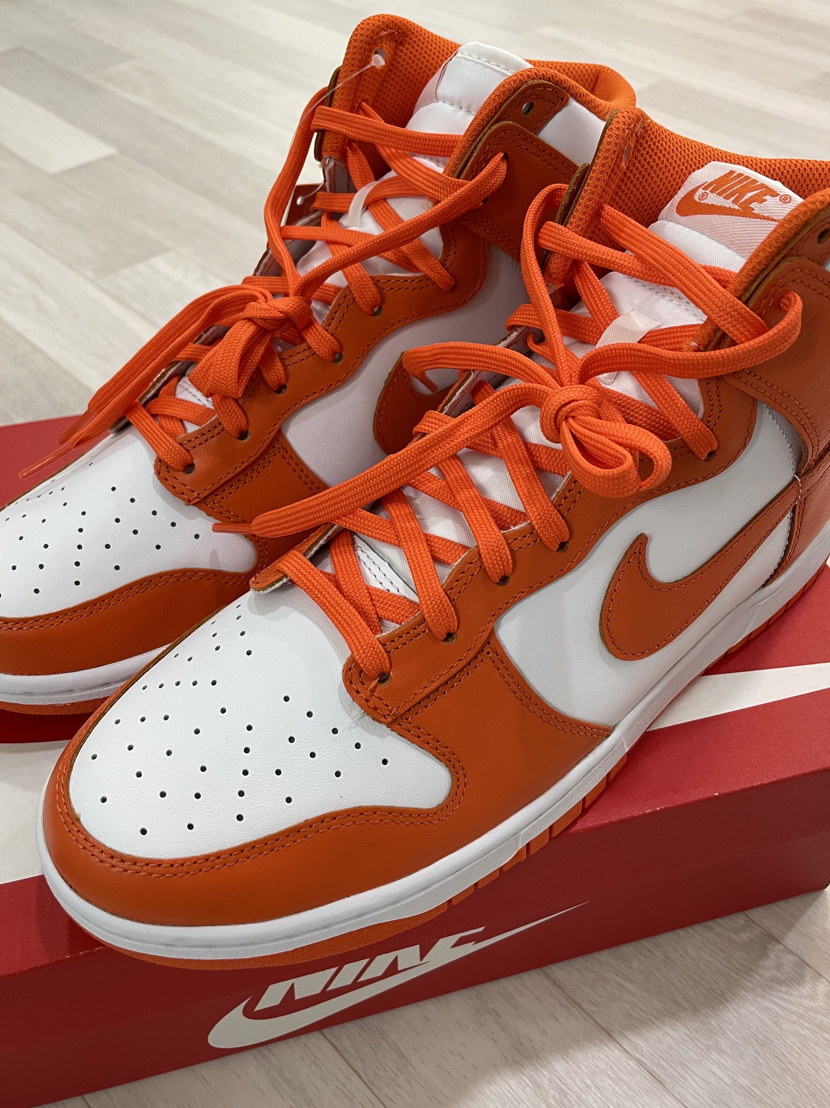 Nike Dunk High Retro Orange Blaze 착용 스타일