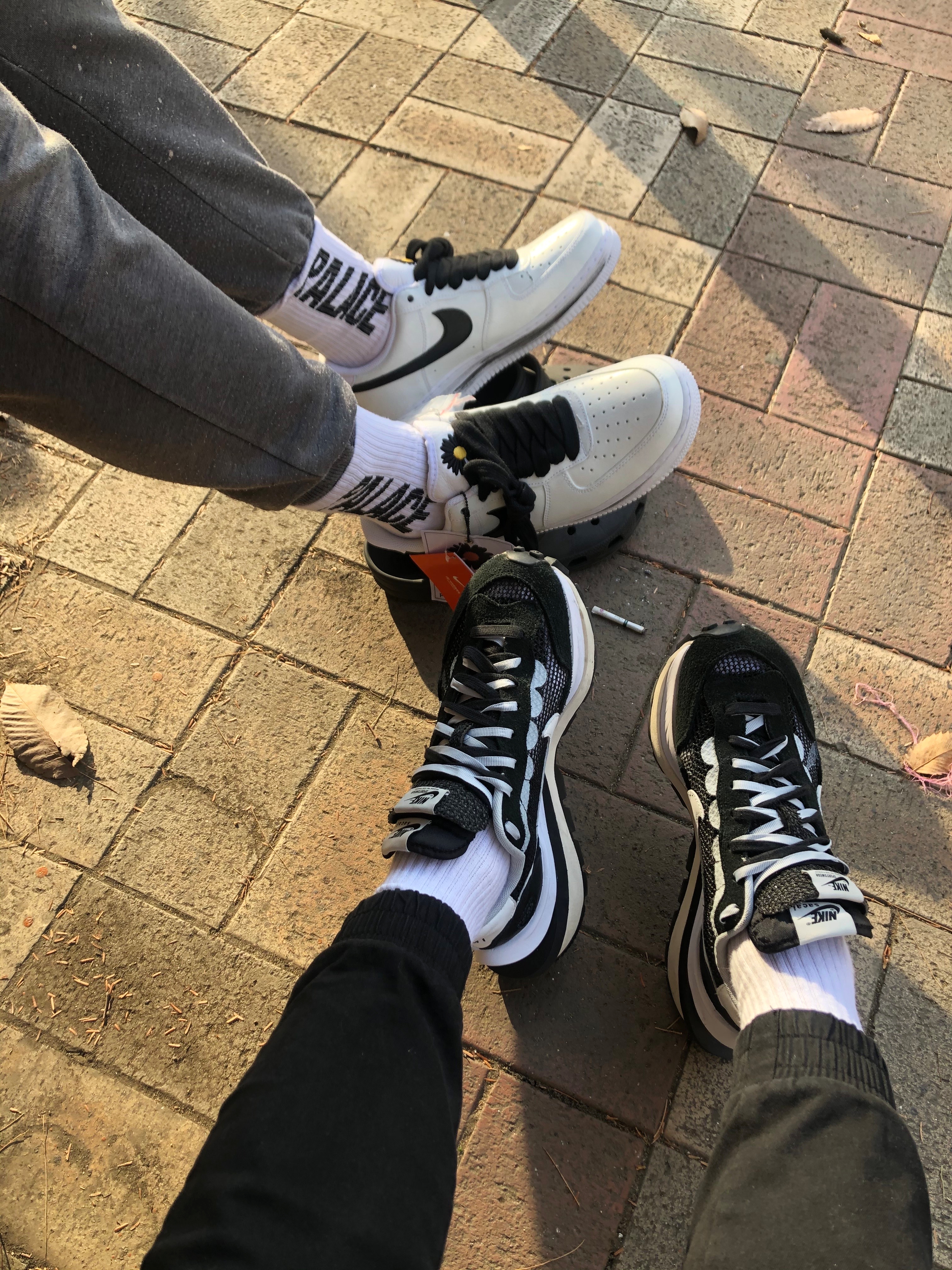 Nike x Peaceminusone Air Force 1 Low Para-Noise 2.0, Nike x Sacai VaporWaffle Black White 착용 스타일
