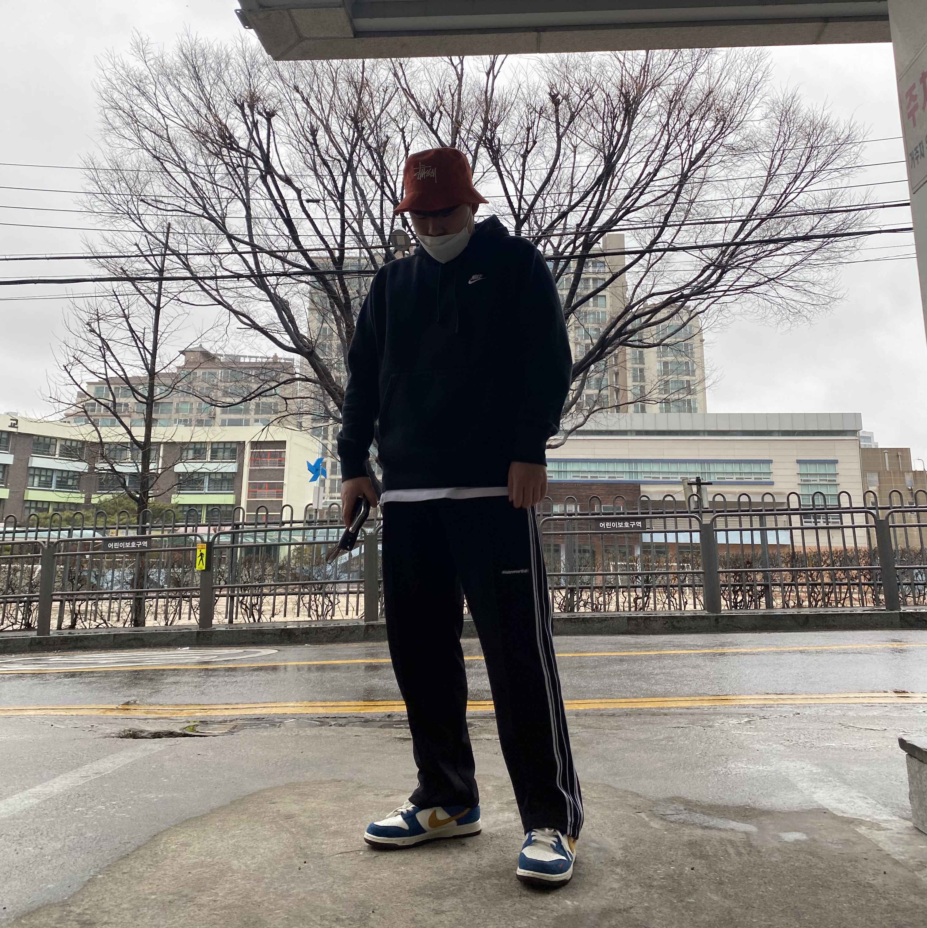 Nike x Kasina Dunk Low 80's Bus 착용 스타일