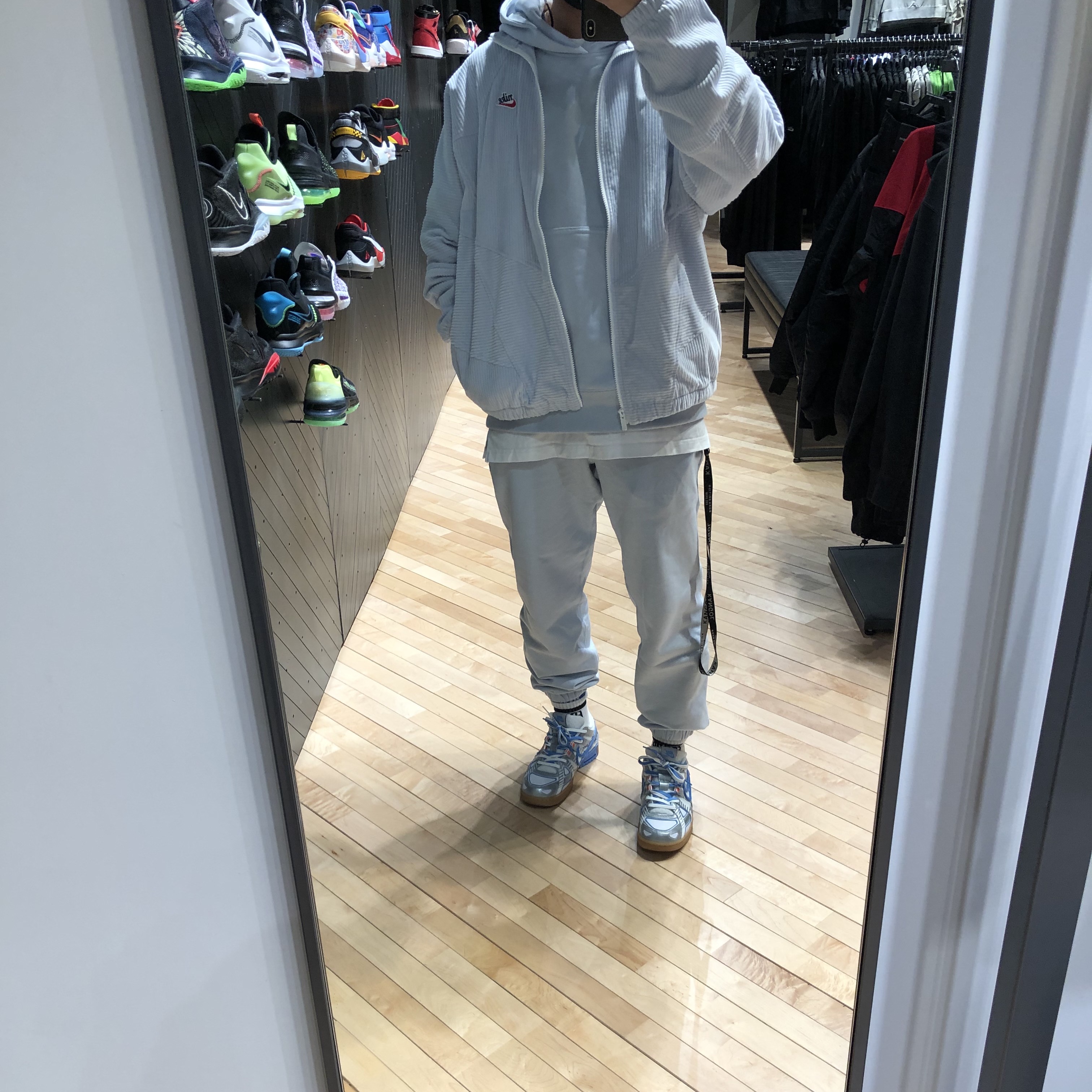 Nike x Off-White Air Rubber Dunk University Blue 착용 스타일