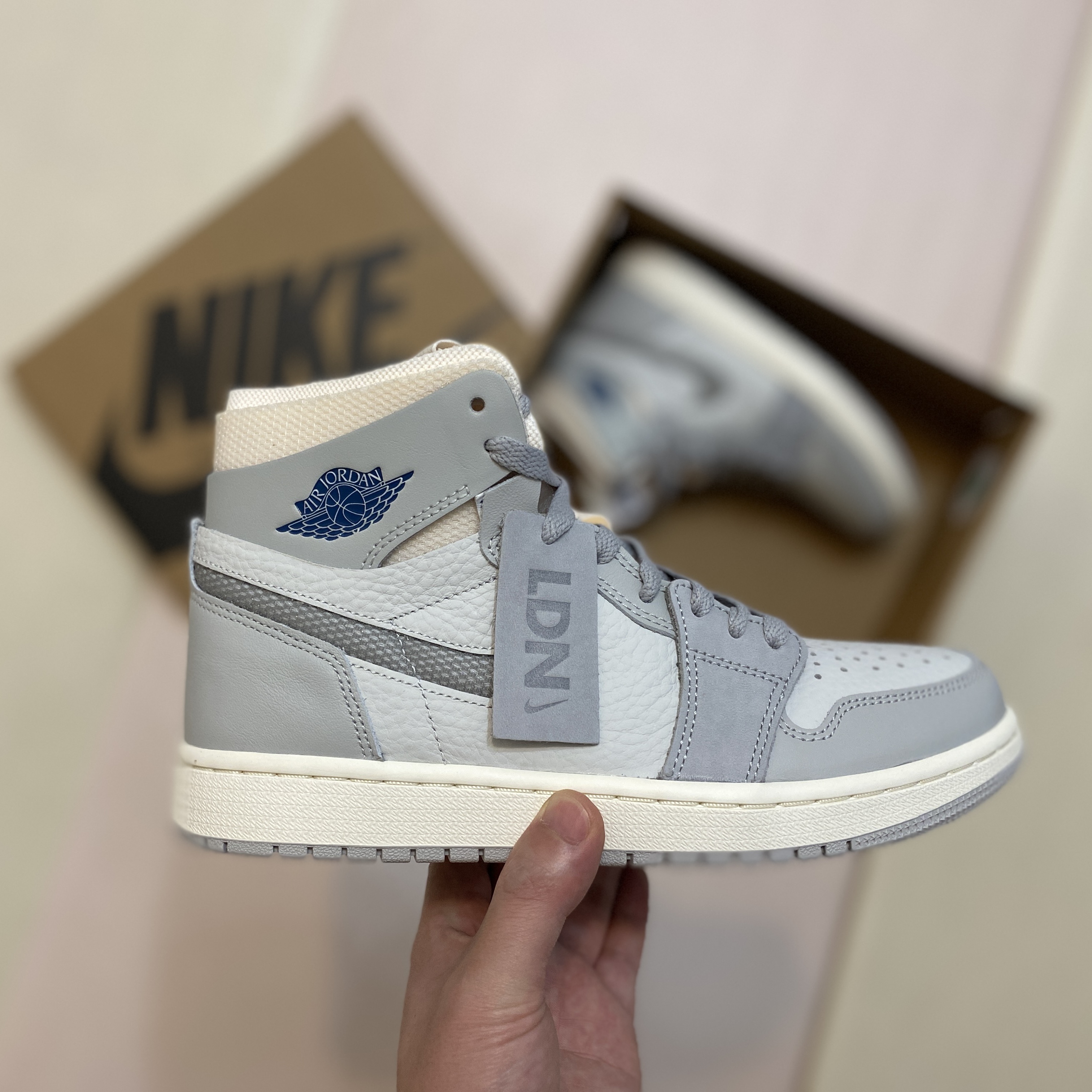 Jordan 1 Zoom Air CMFT London 착용 스타일