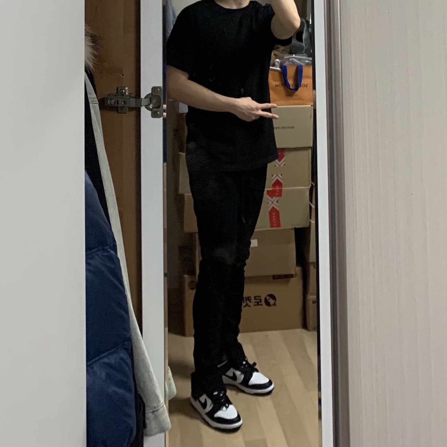 Nike Dunk Low Retro Black 착용 스타일