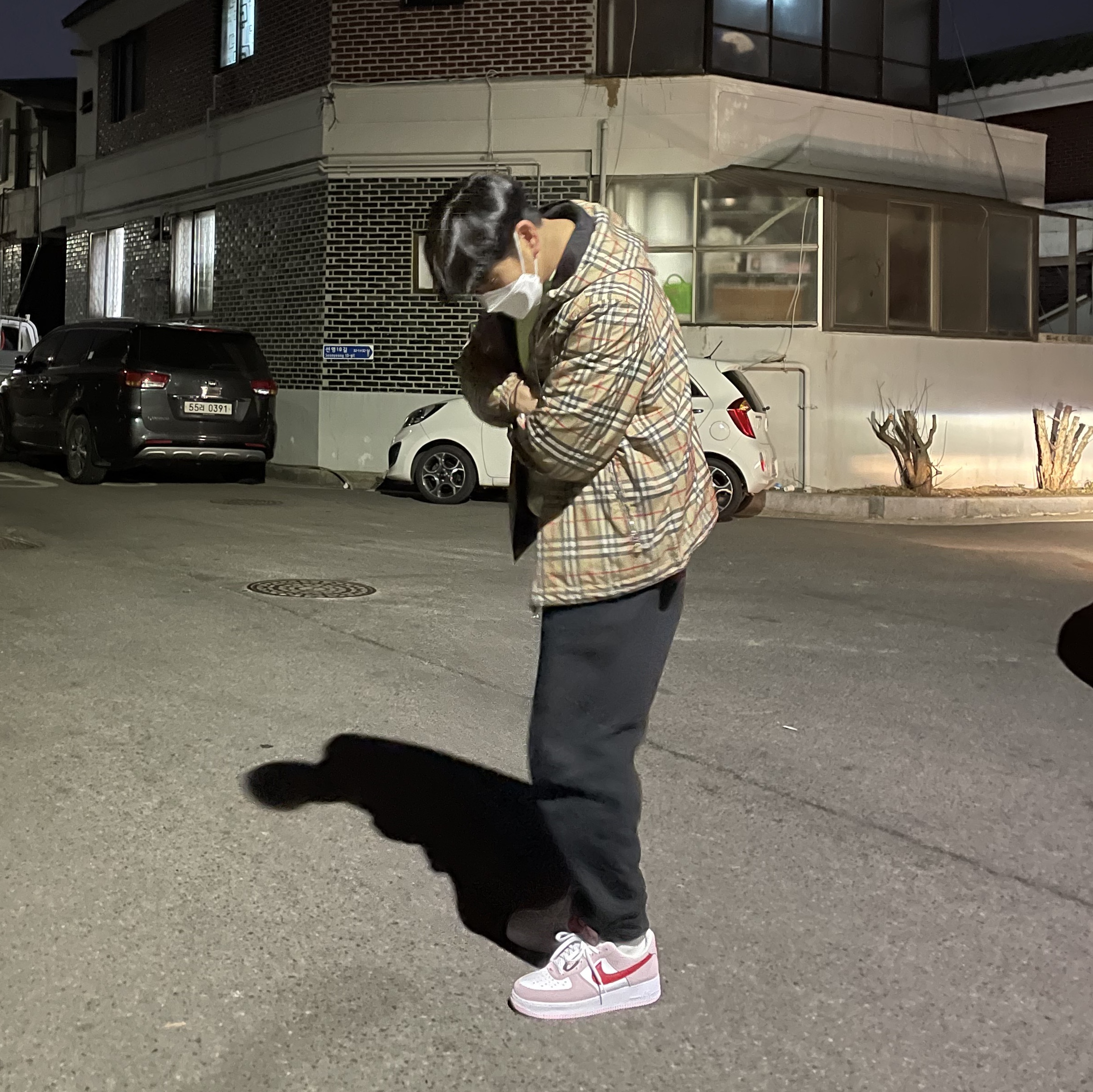 Nike Air Force 1 '07 QS Valentine's Day 착용 스타일