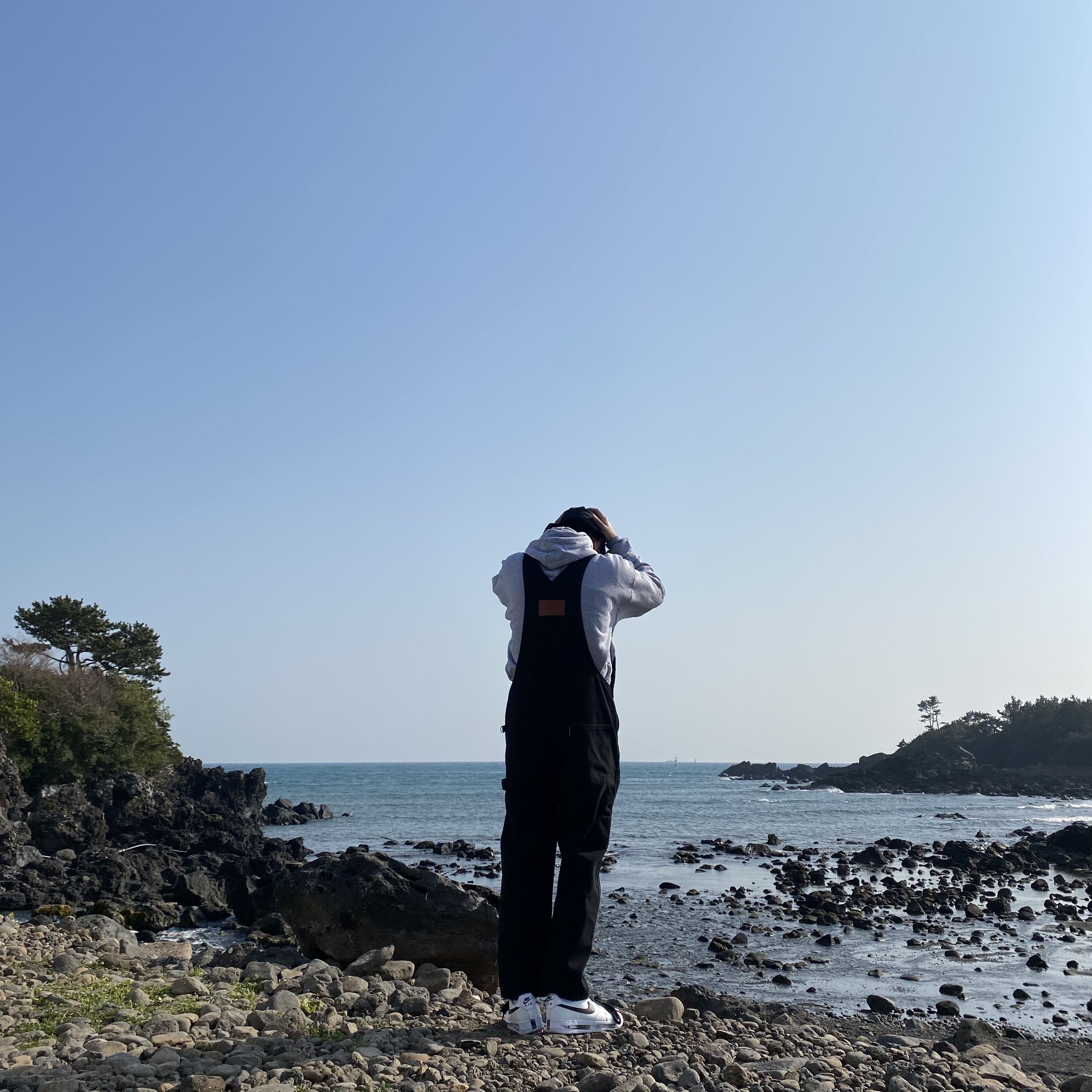 Nike x Stussy Bucket Hat Black, Nike x Peaceminusone Air Force 1 Low Para-Noise 2.0 착용 스타일 - 2