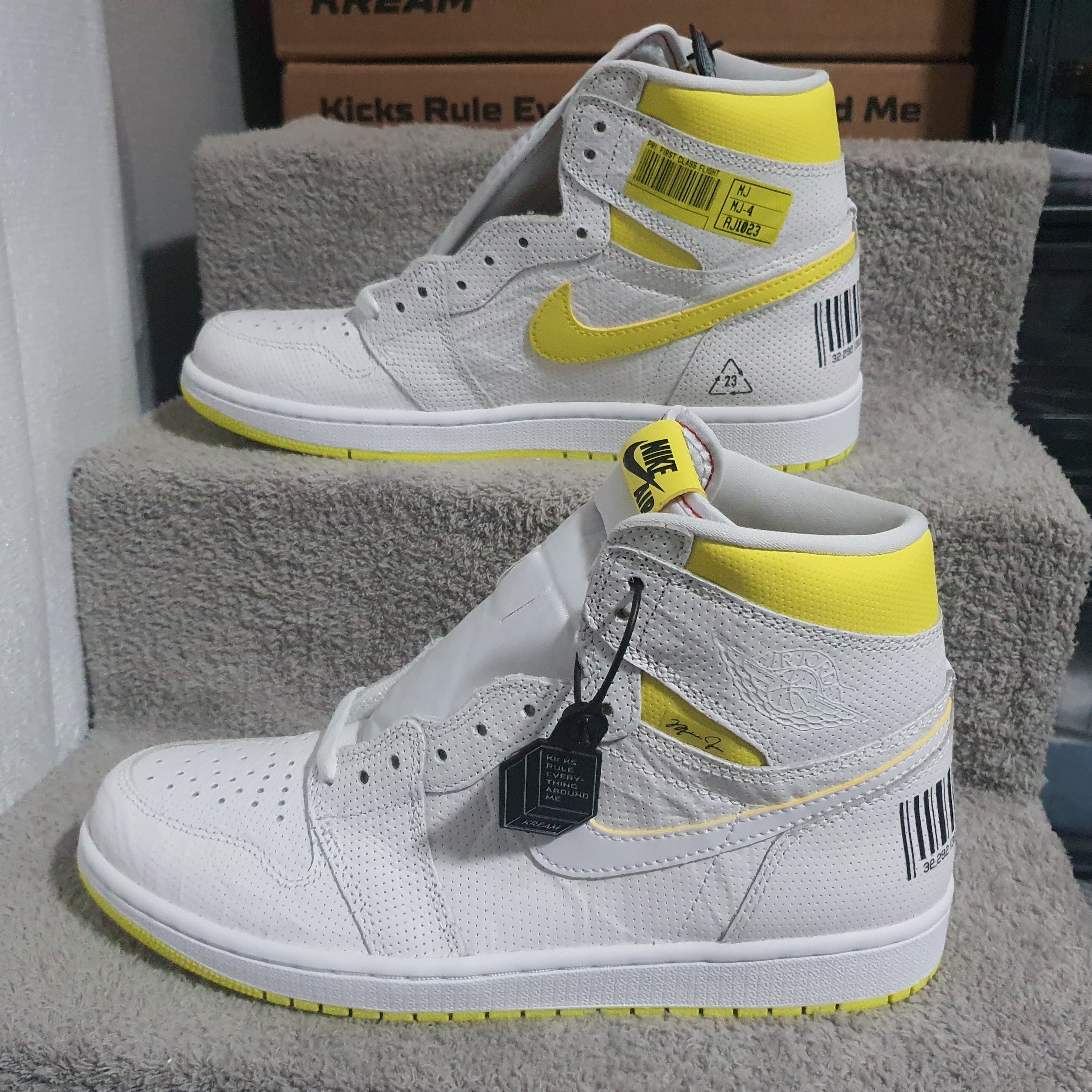 Jordan 1 Retro High OG First Class Flight 착용 스타일 - 1