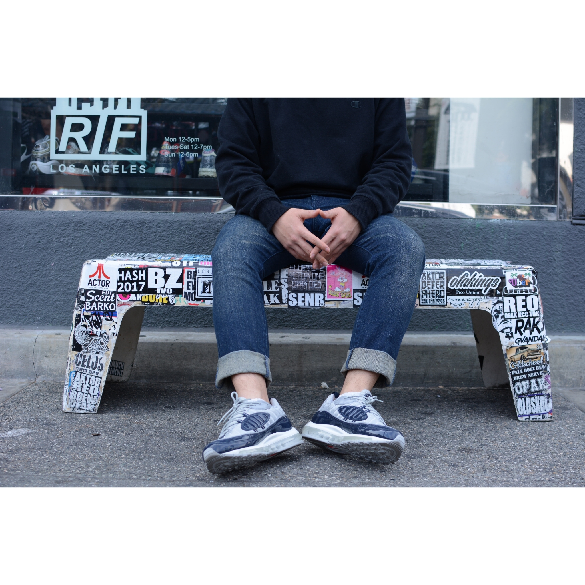 Nike x Supreme Air Max 98 Obsidian 착용 스타일