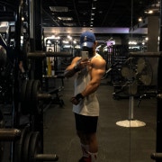 KREAM 프로필 이미지