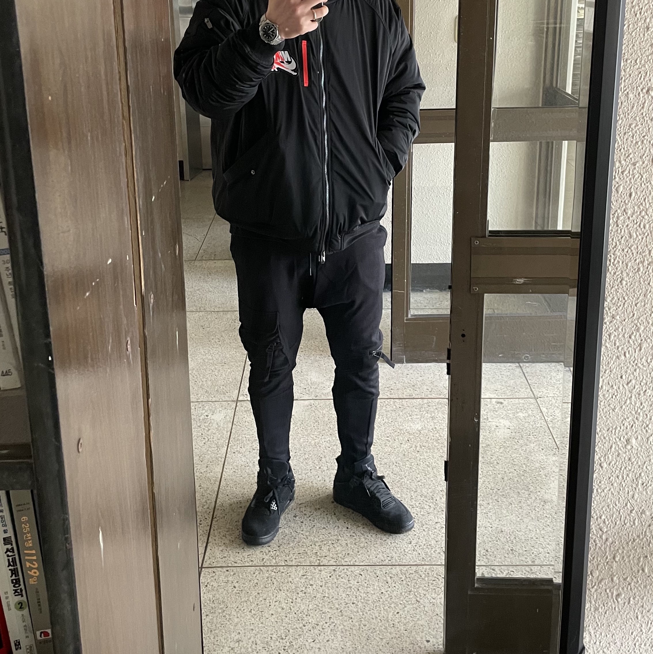 Jordan 4 Retro Black Cat 2020 착용 스타일