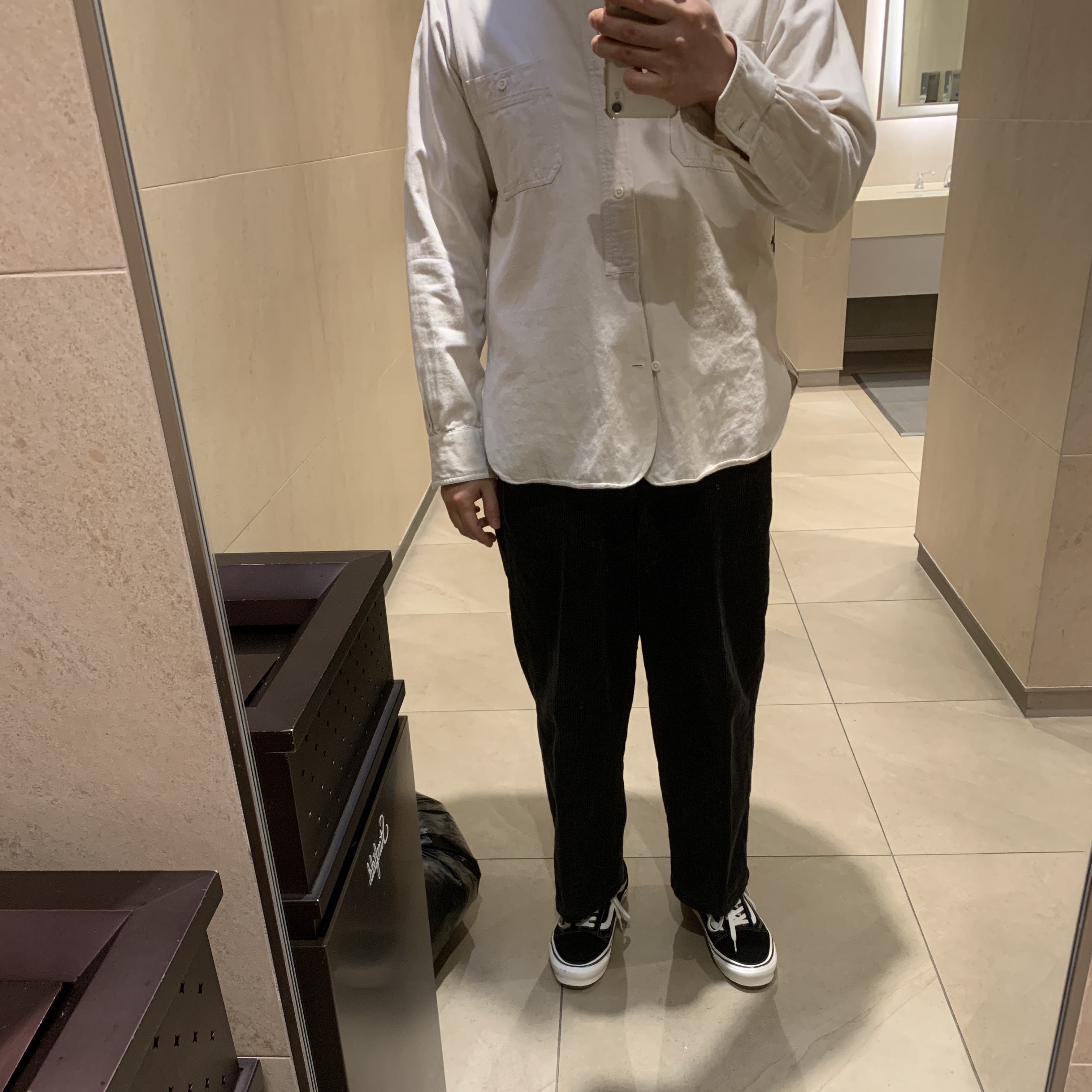 Vans Vault x CDG OG Old Skool LX Side Wall 착용 스타일