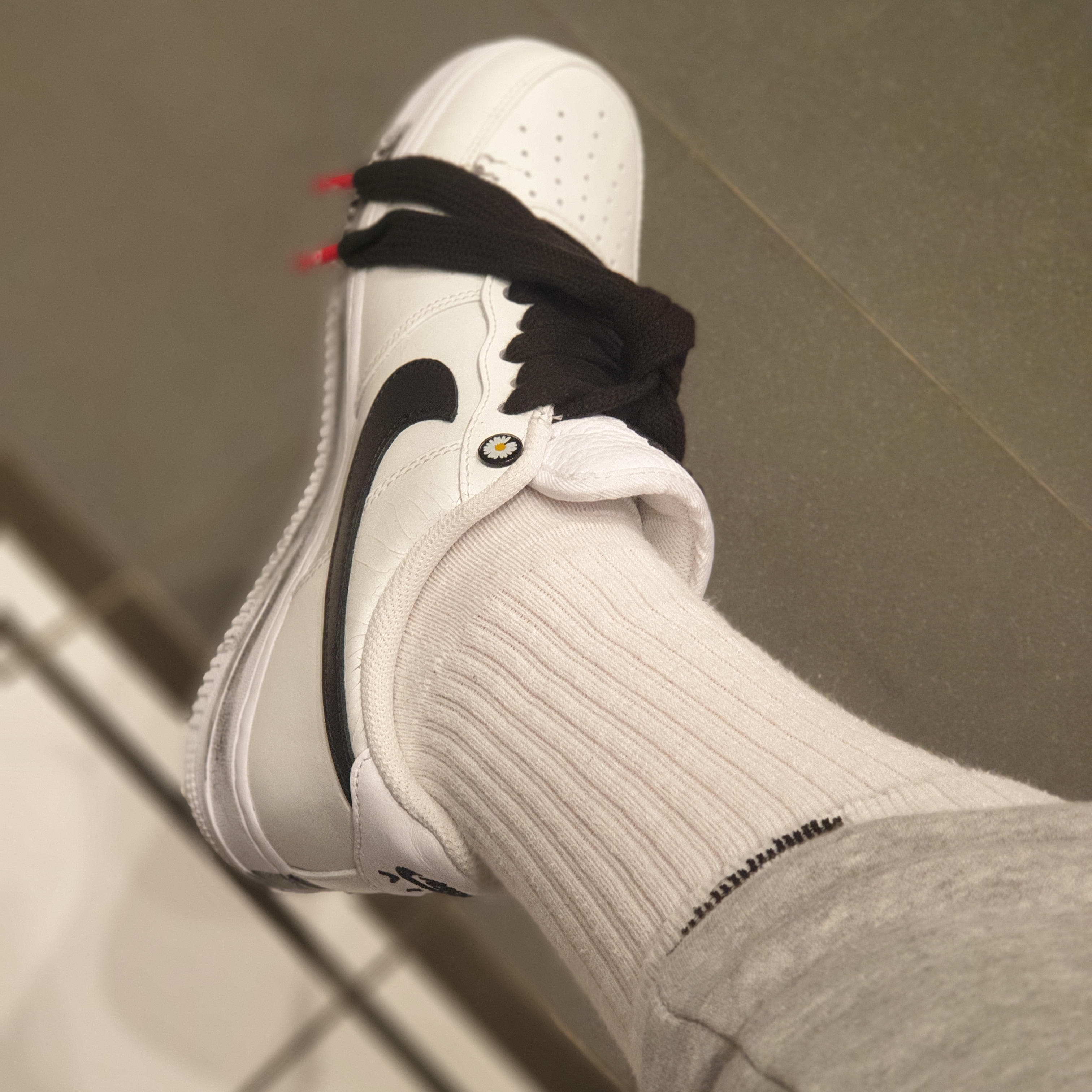 Nike x Peaceminusone Air Force 1 Low Para-Noise 2.0 착용 스타일 - 3