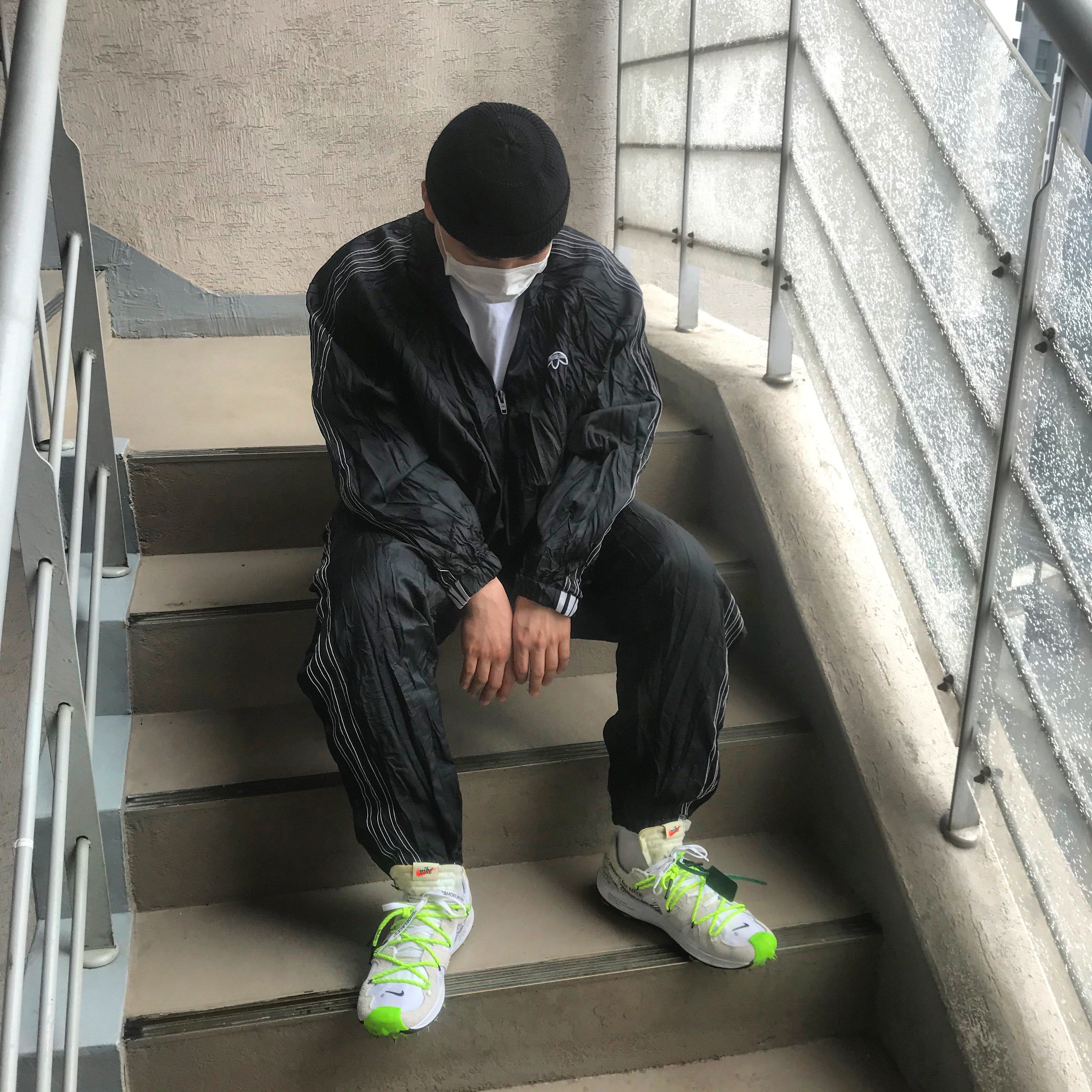 (W) Nike x Off-White Zoom Terra Kiger 5 White 착용 스타일