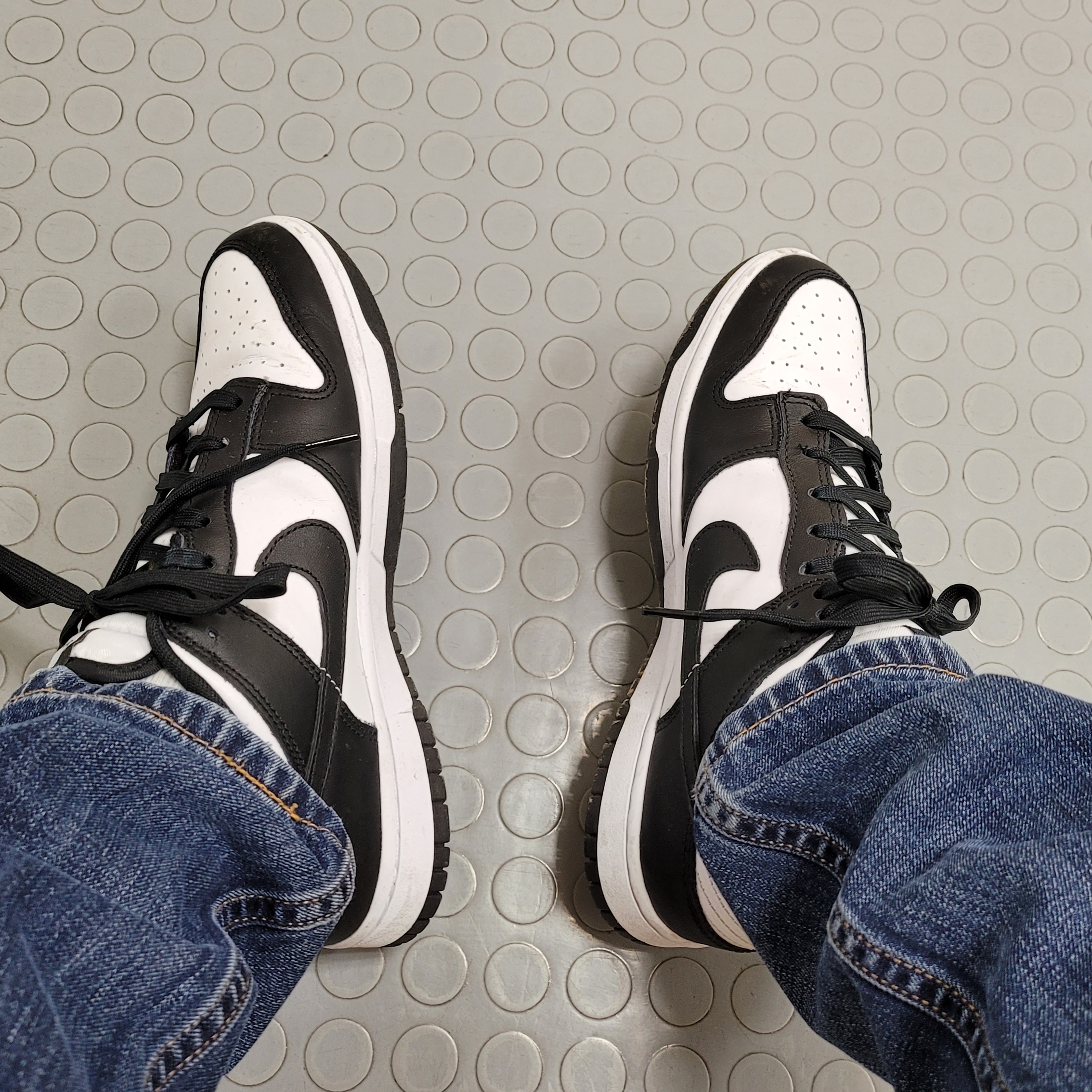 Nike Dunk Low Retro Black 착용 스타일 - 3