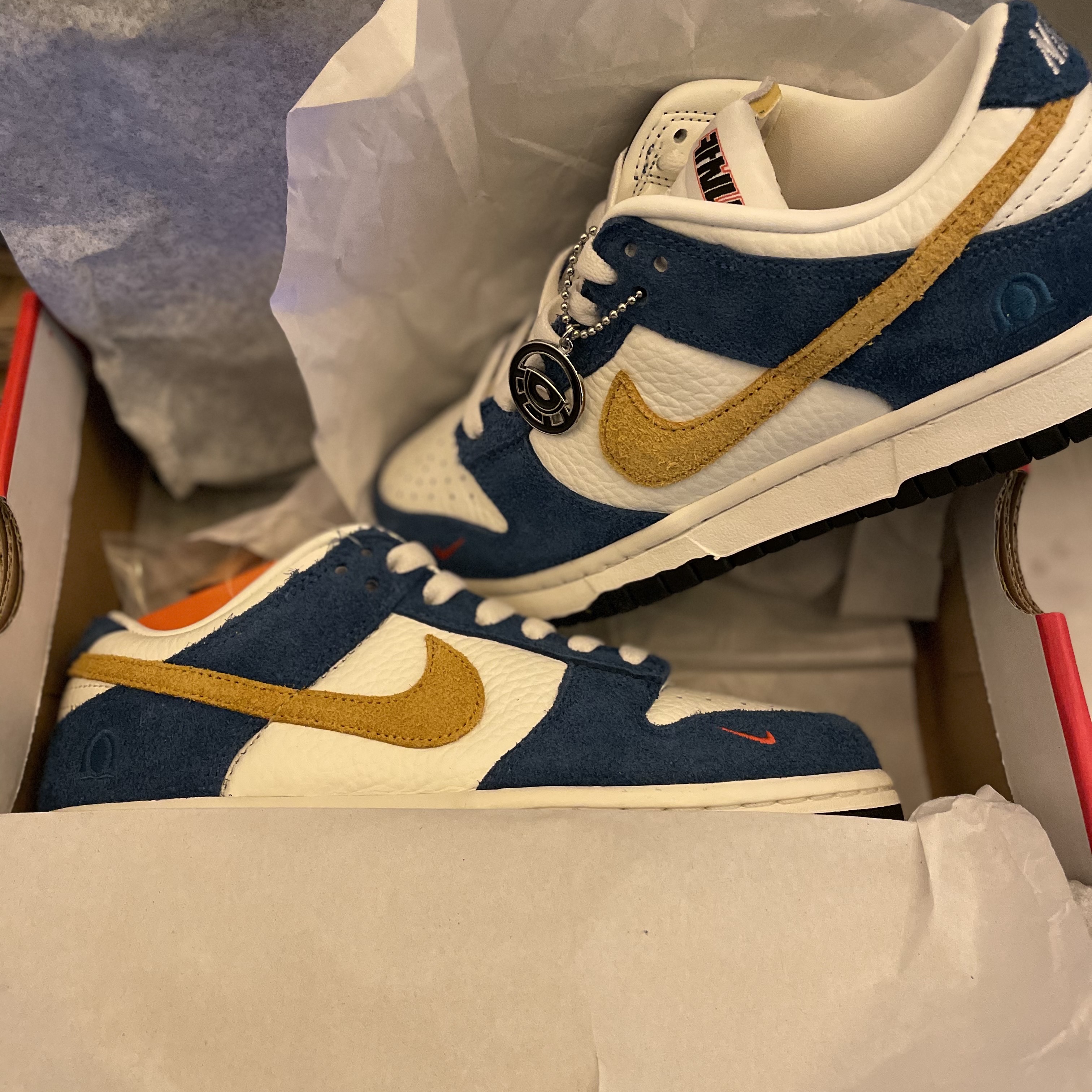 Nike x Kasina Dunk Low 80's Bus 착용 스타일