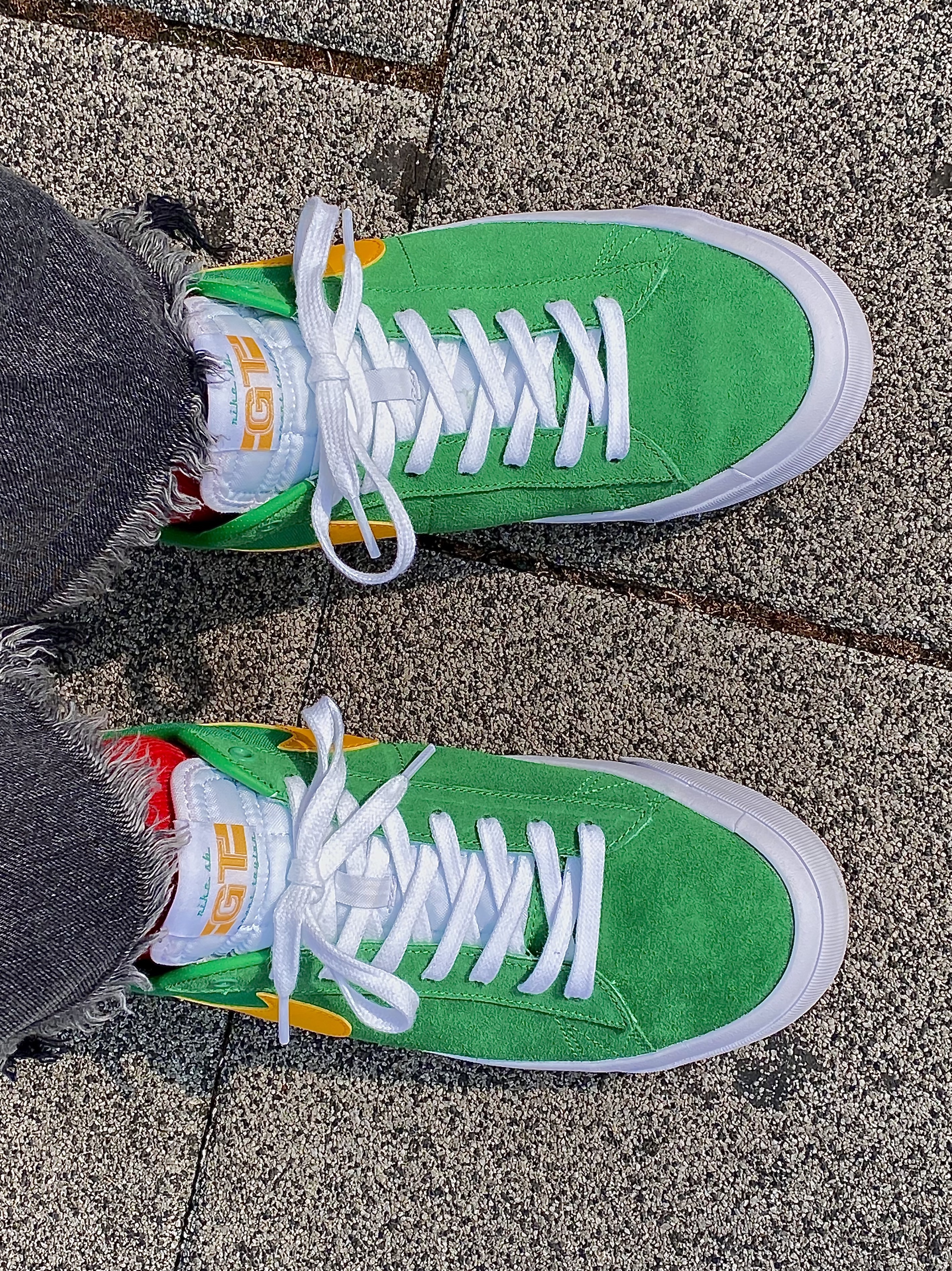 Nike SB Zoom Blazer Low Pro GT Lucky Green 착용 스타일