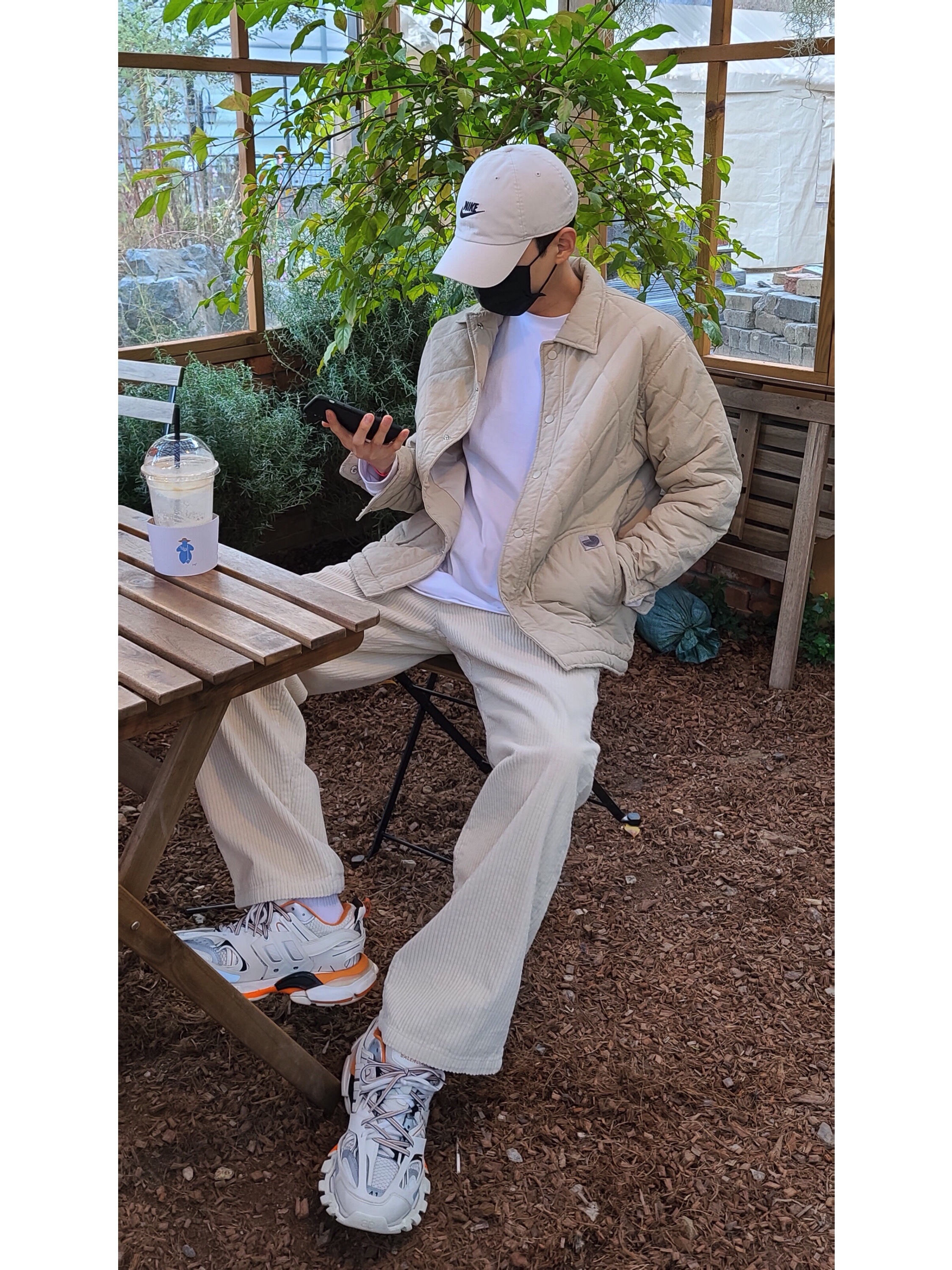 Balenciaga Track Sneakers White Orange 2019 착용 스타일